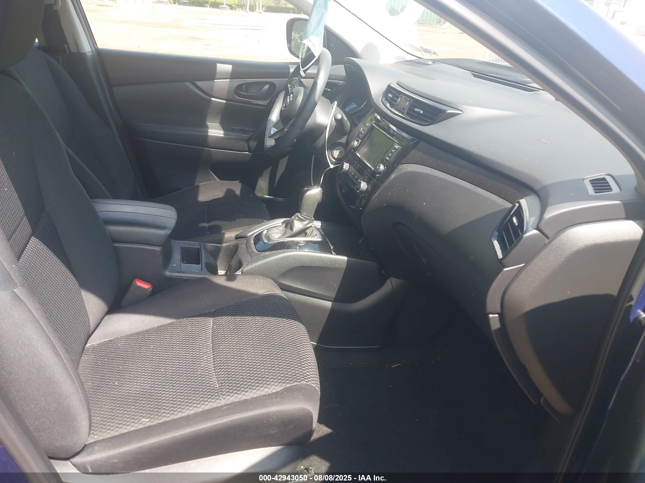 NISSAN ROGUE image 5