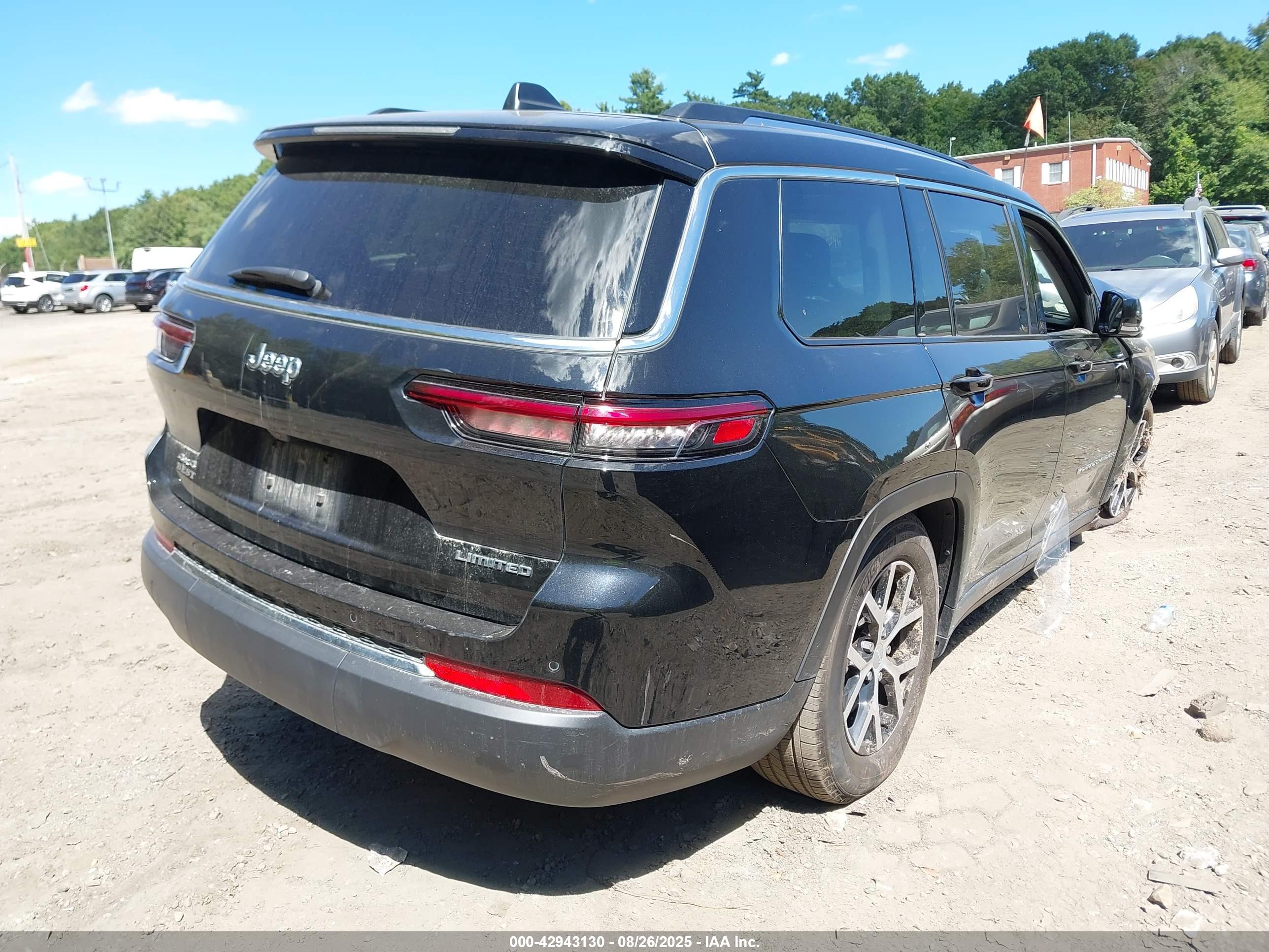 JEEP GRAND image 4