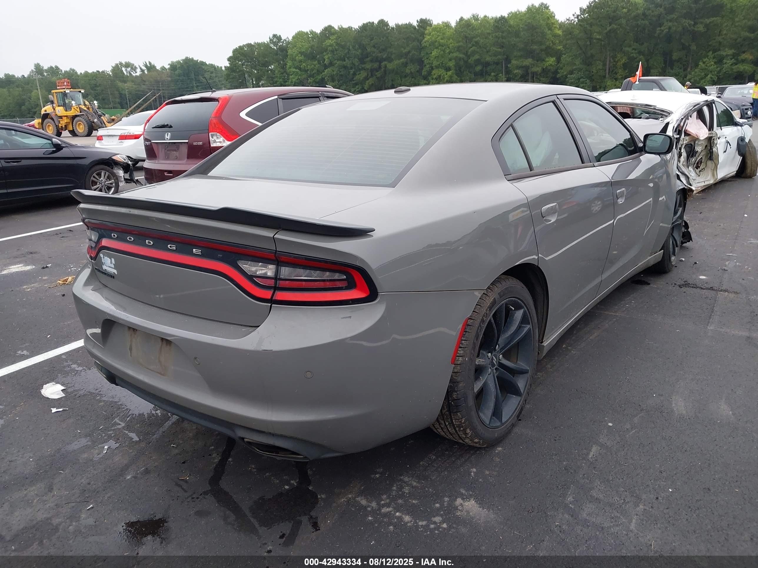 DODGE CHARGER image 4
