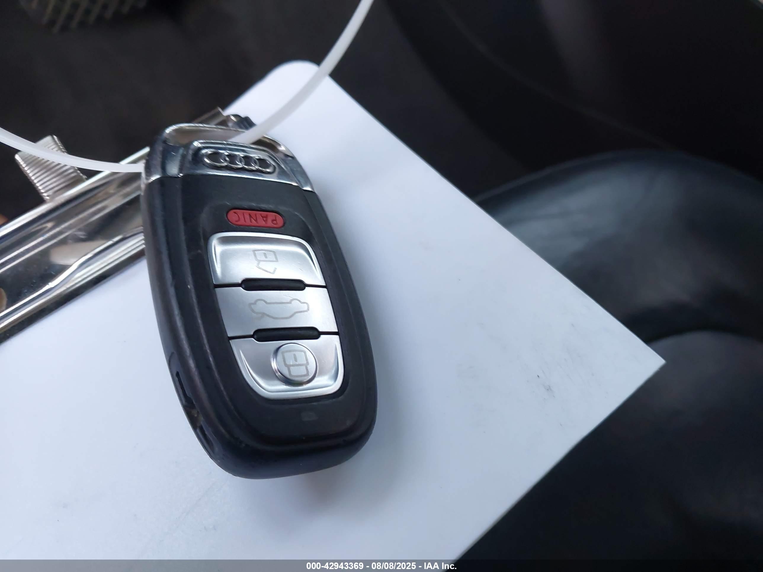 AUDI A4 image 11