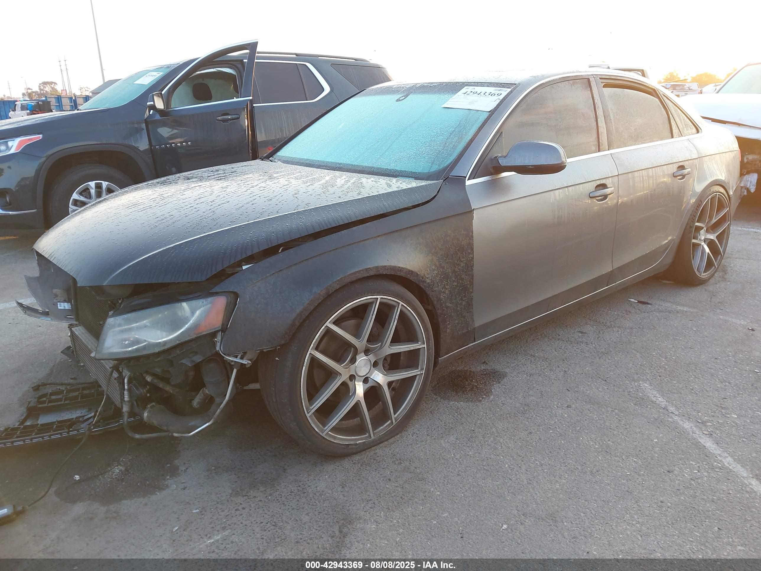 AUDI A4 image 2