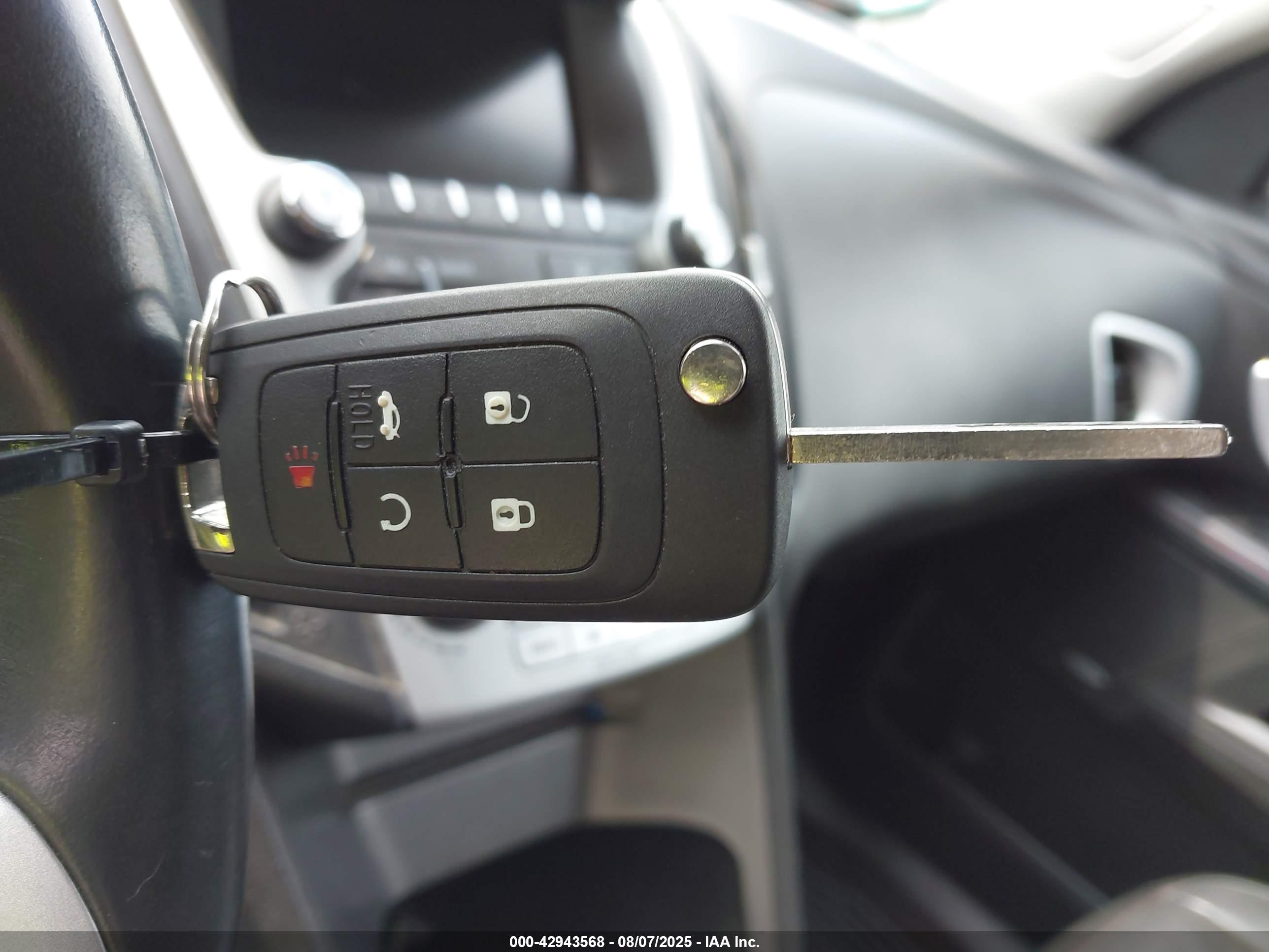 CHEVROLET EQUINOX image 11