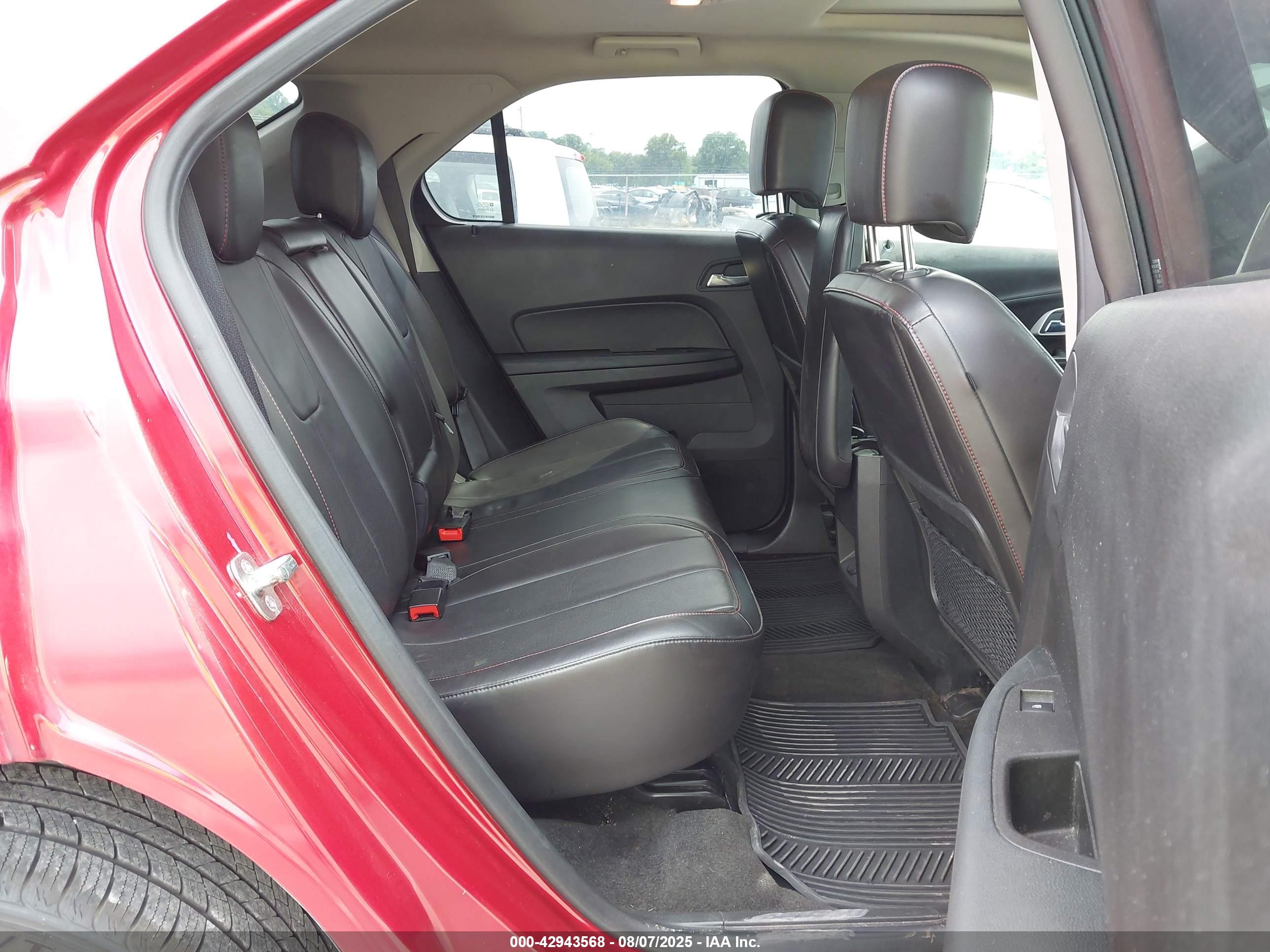 CHEVROLET EQUINOX image 8