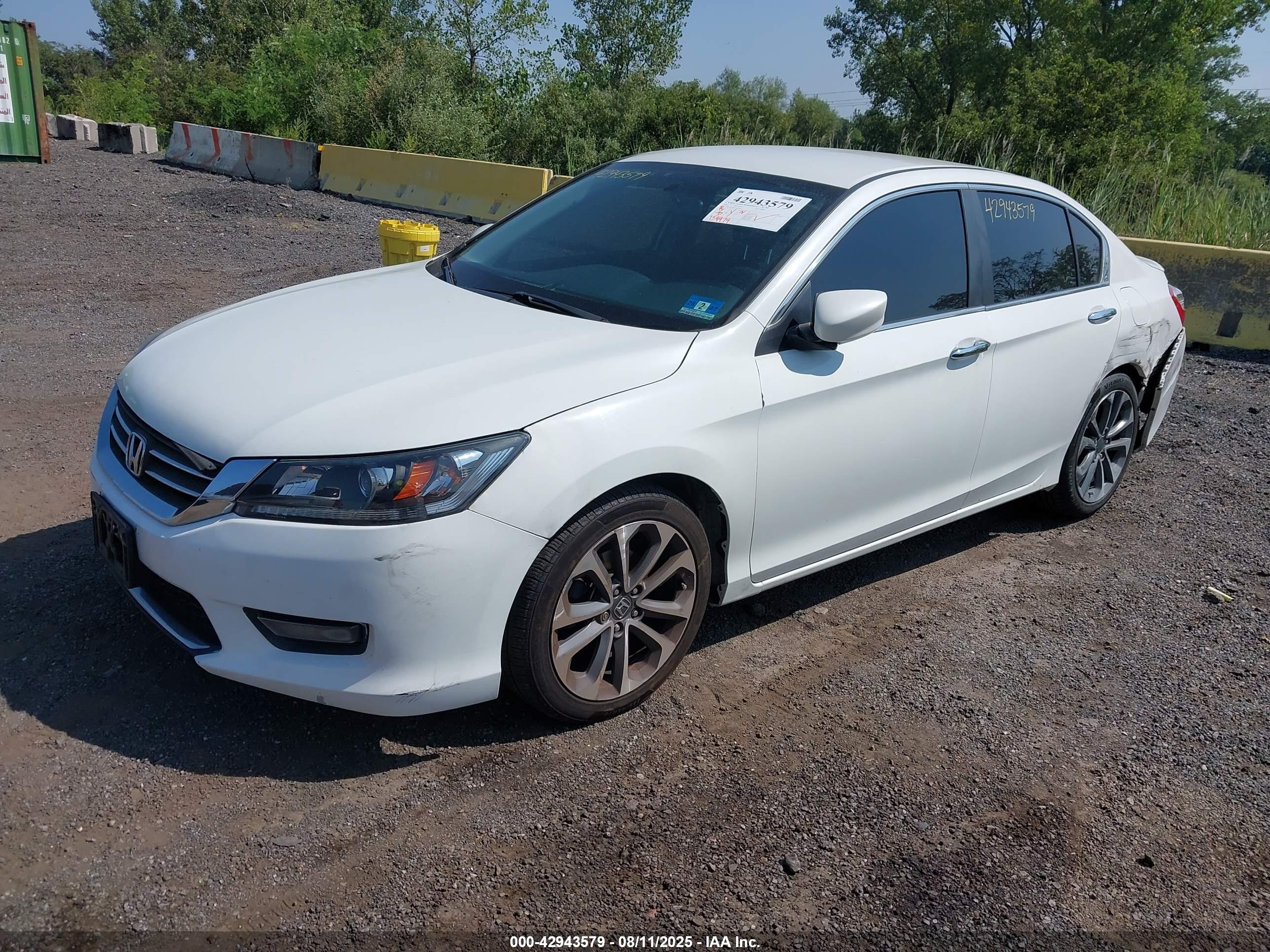HONDA ACCORD image 2