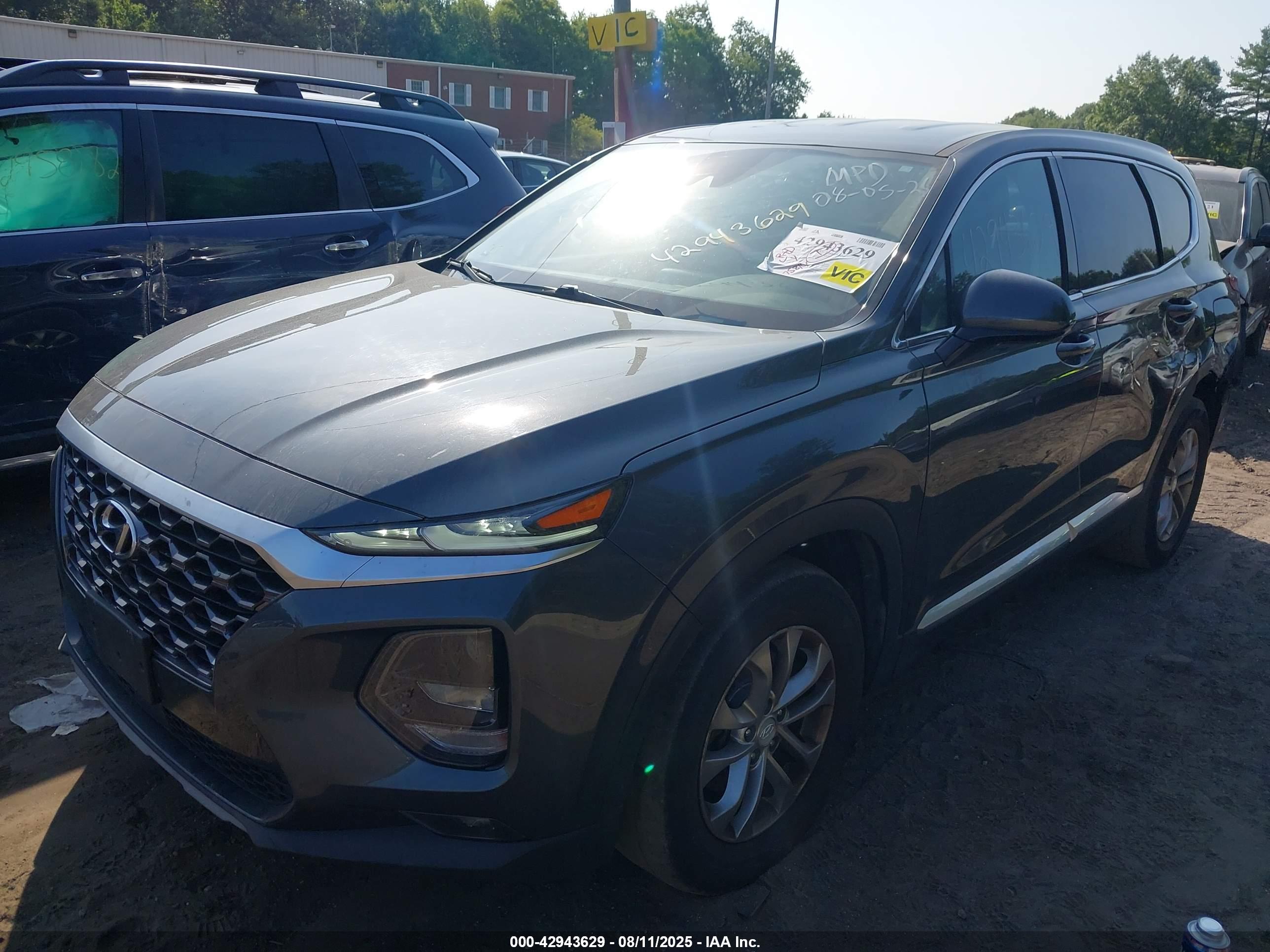 HYUNDAI SANTA image 2