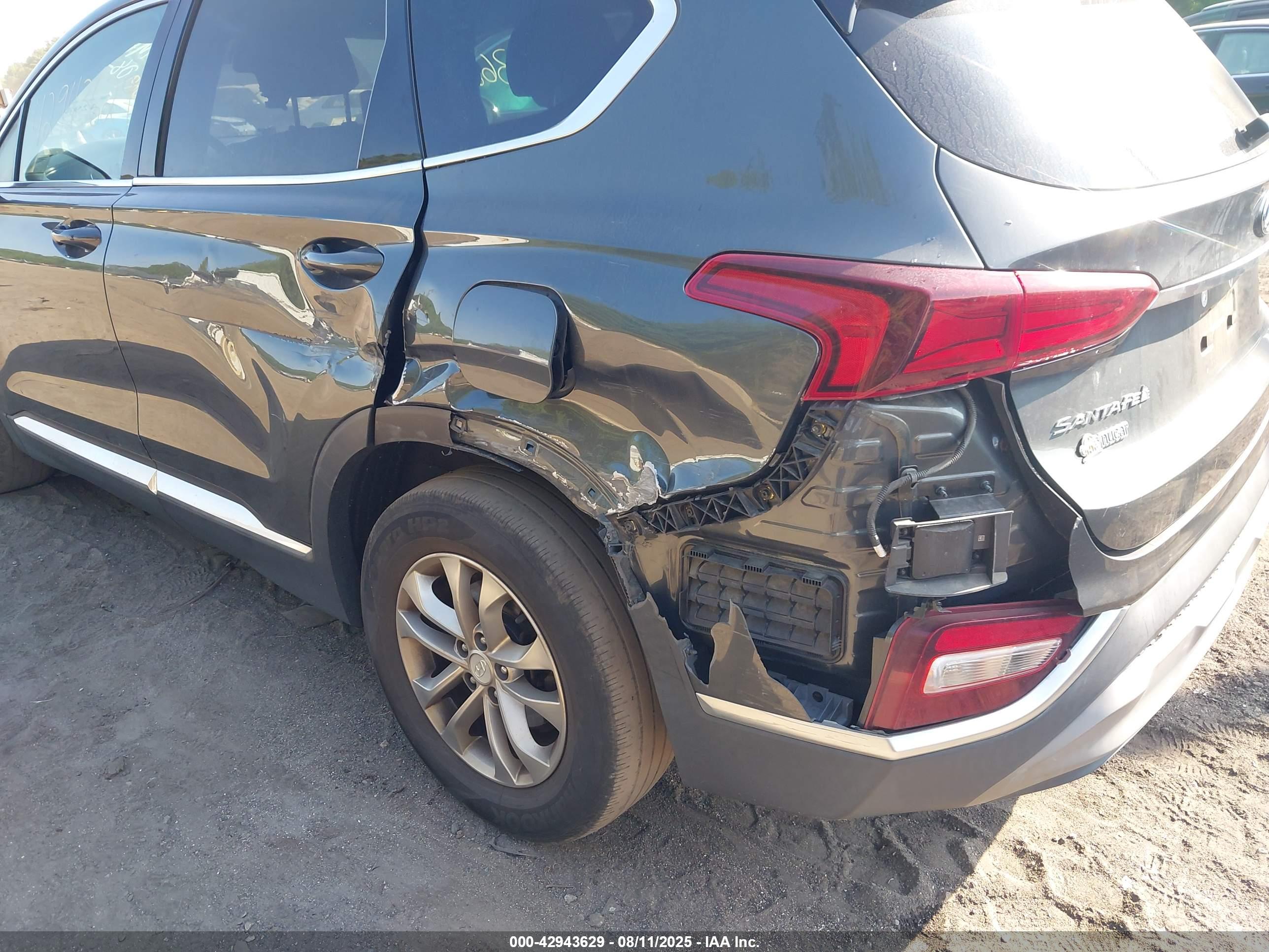 HYUNDAI SANTA image 6