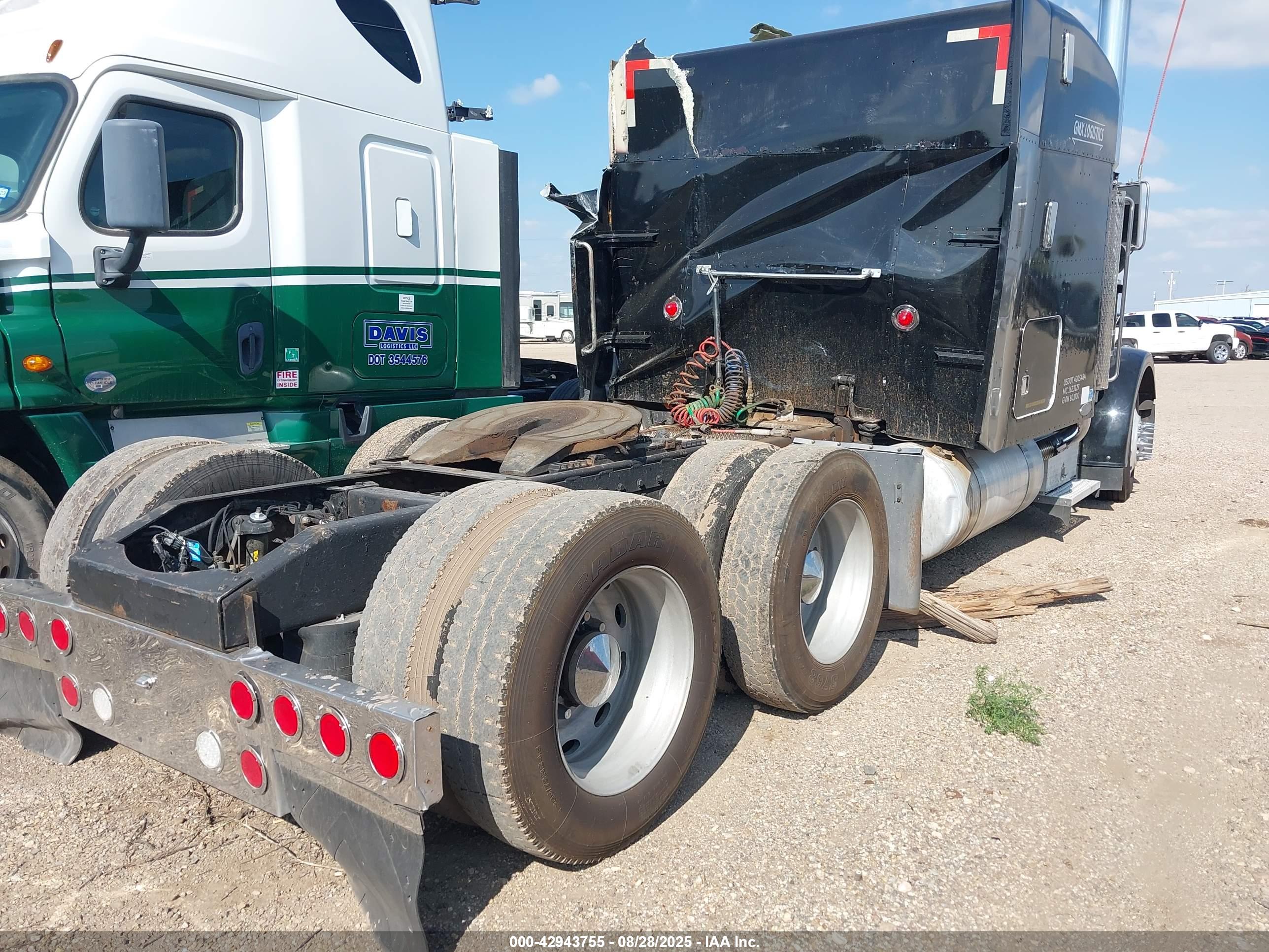 PETERBILT 379 image 4
