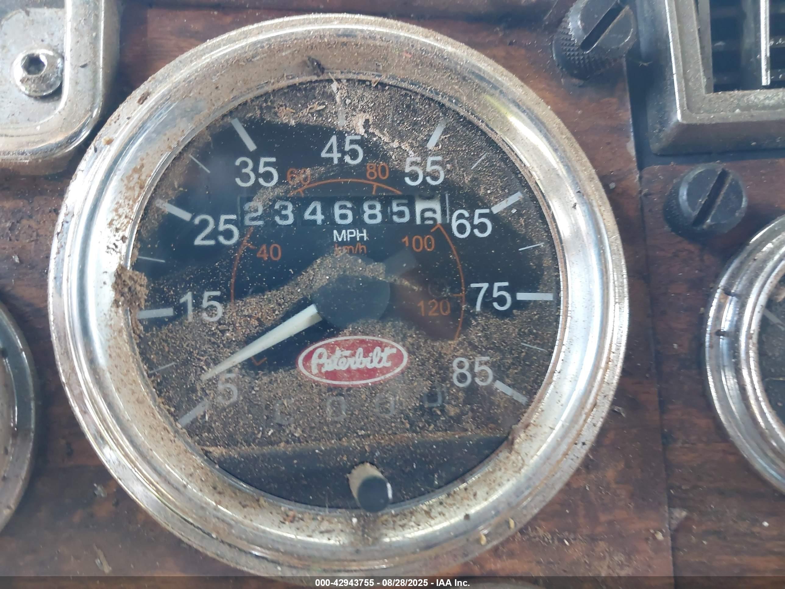 PETERBILT 379 image 6