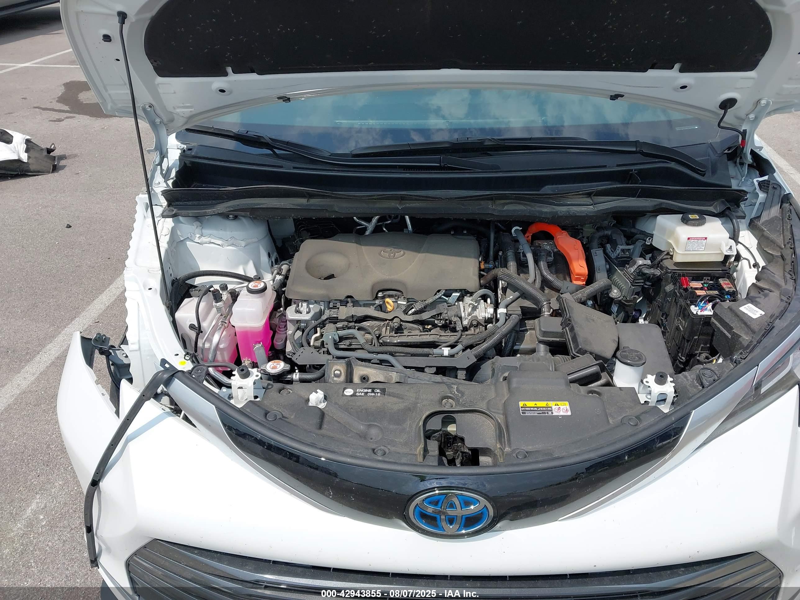 TOYOTA SIENNA image 10