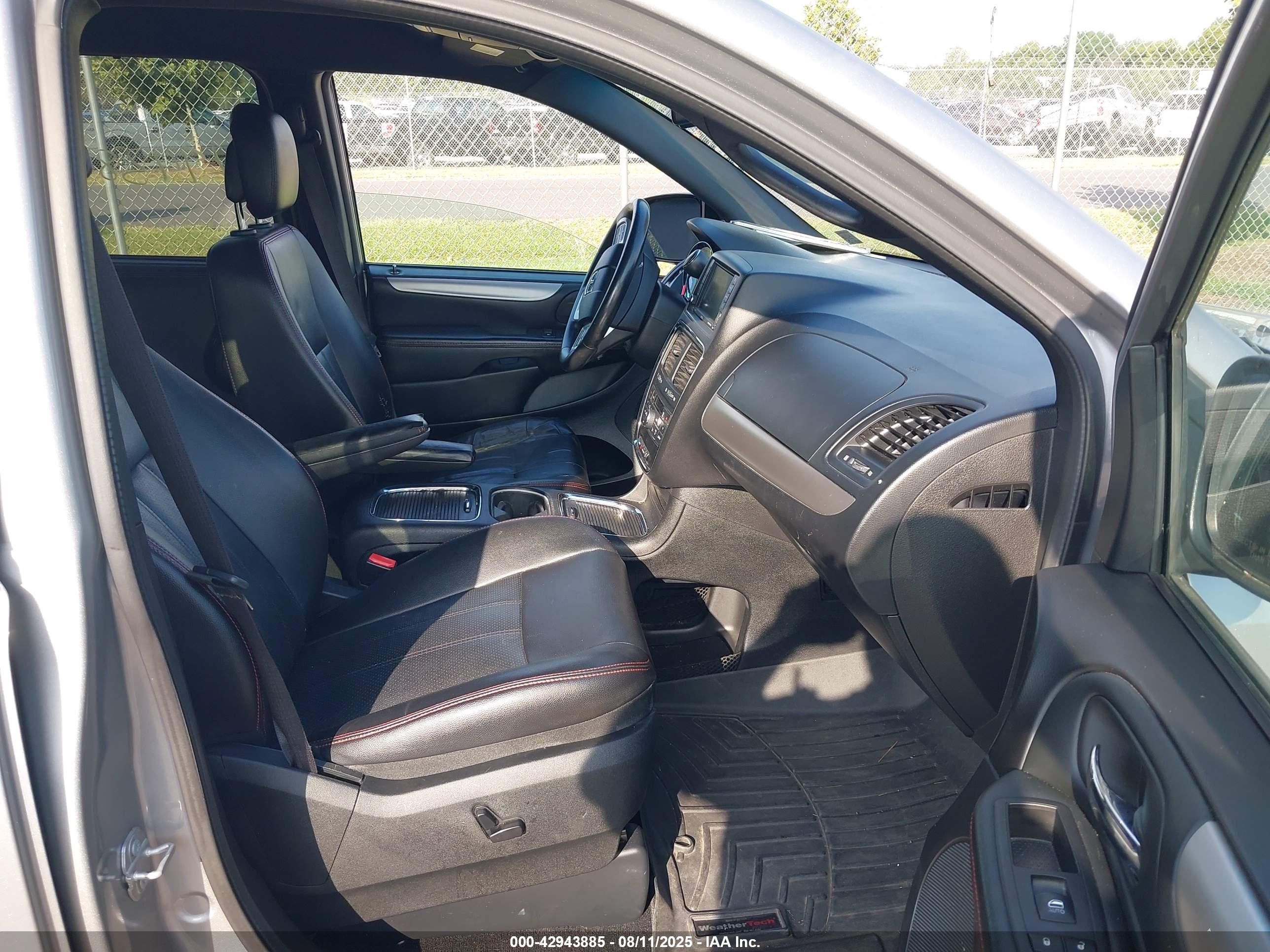 DODGE GRAND image 5