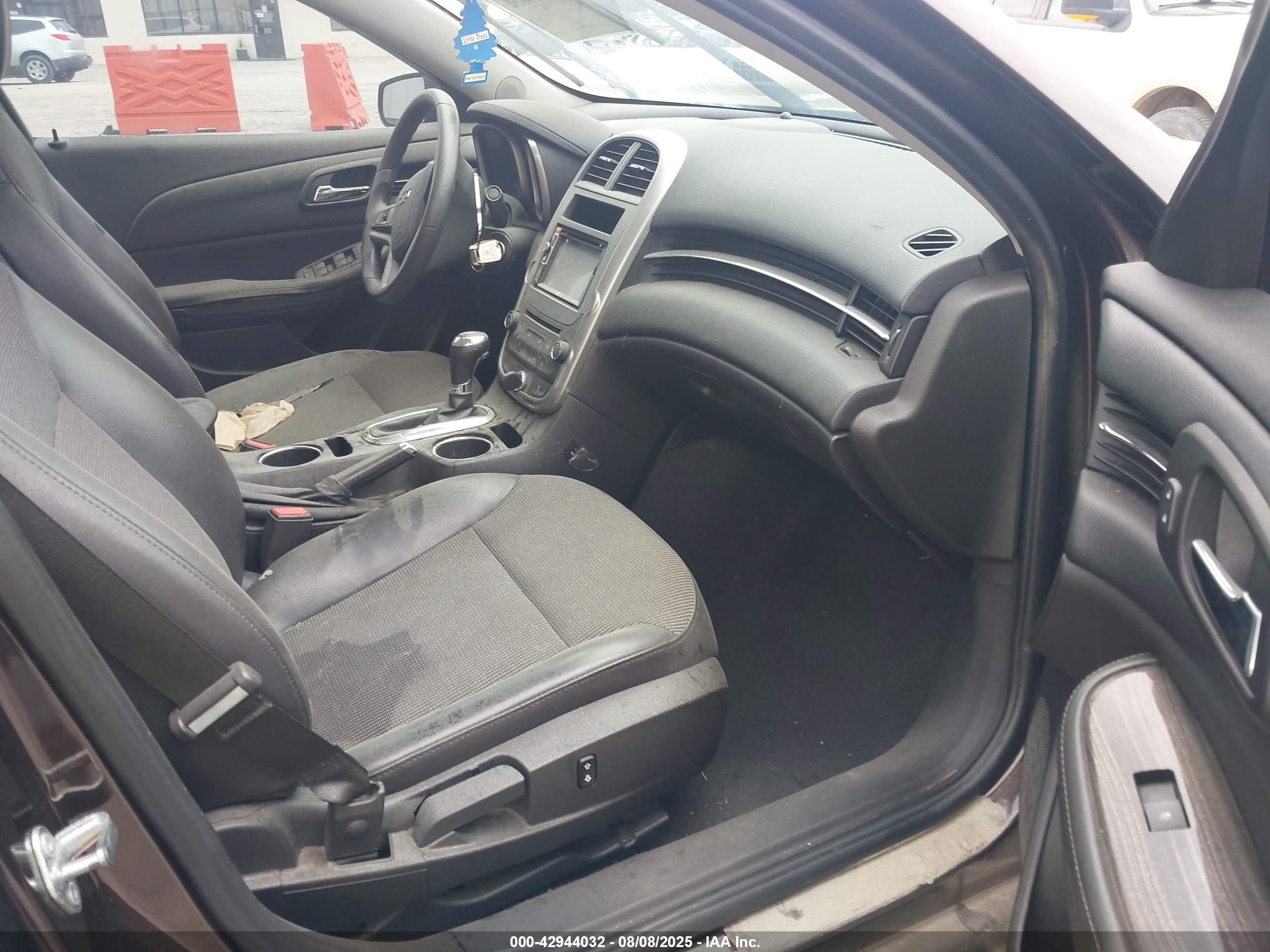 CHEVROLET MALIBU image 5