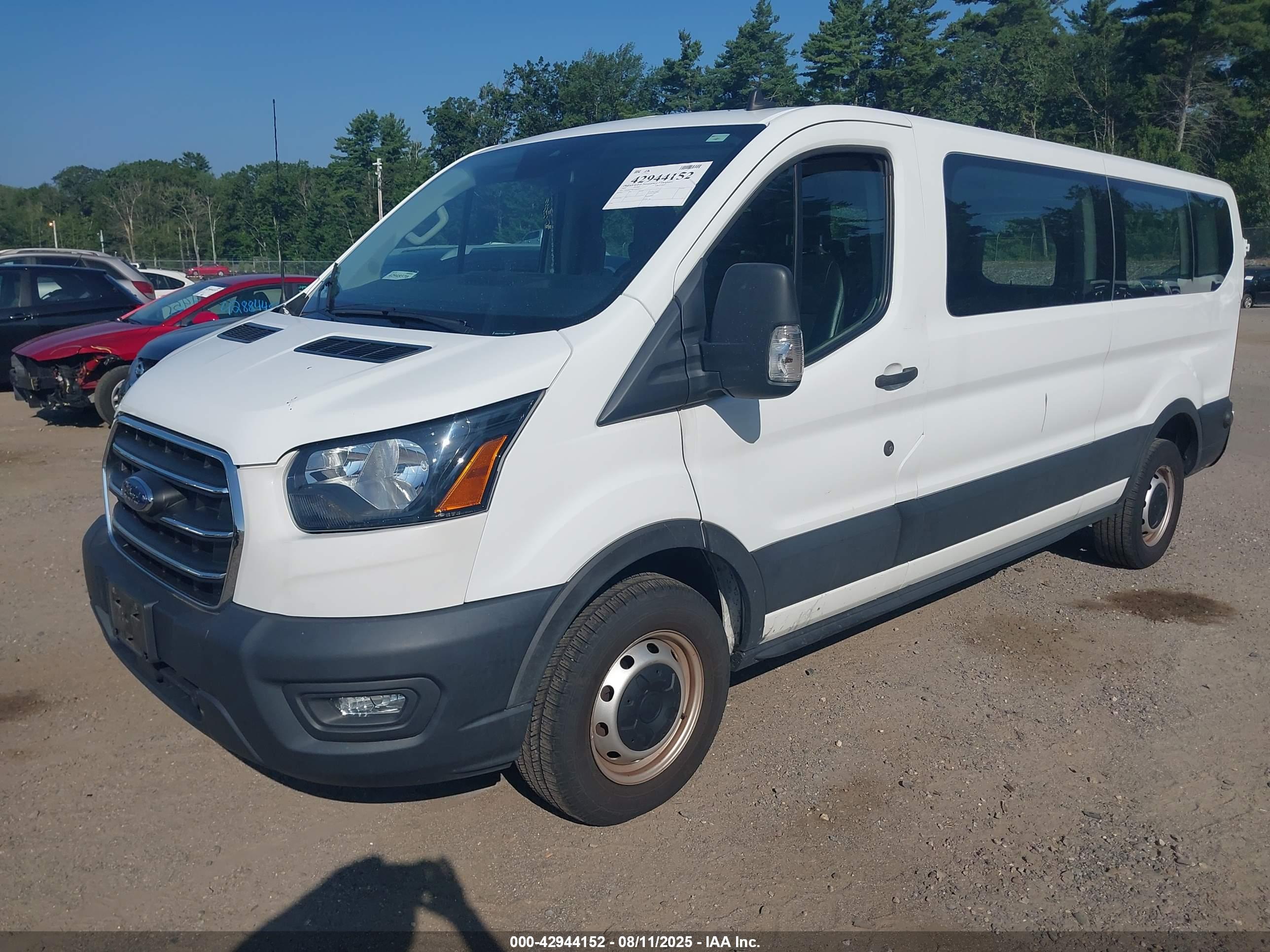 FORD TRANSIT-350 image 2