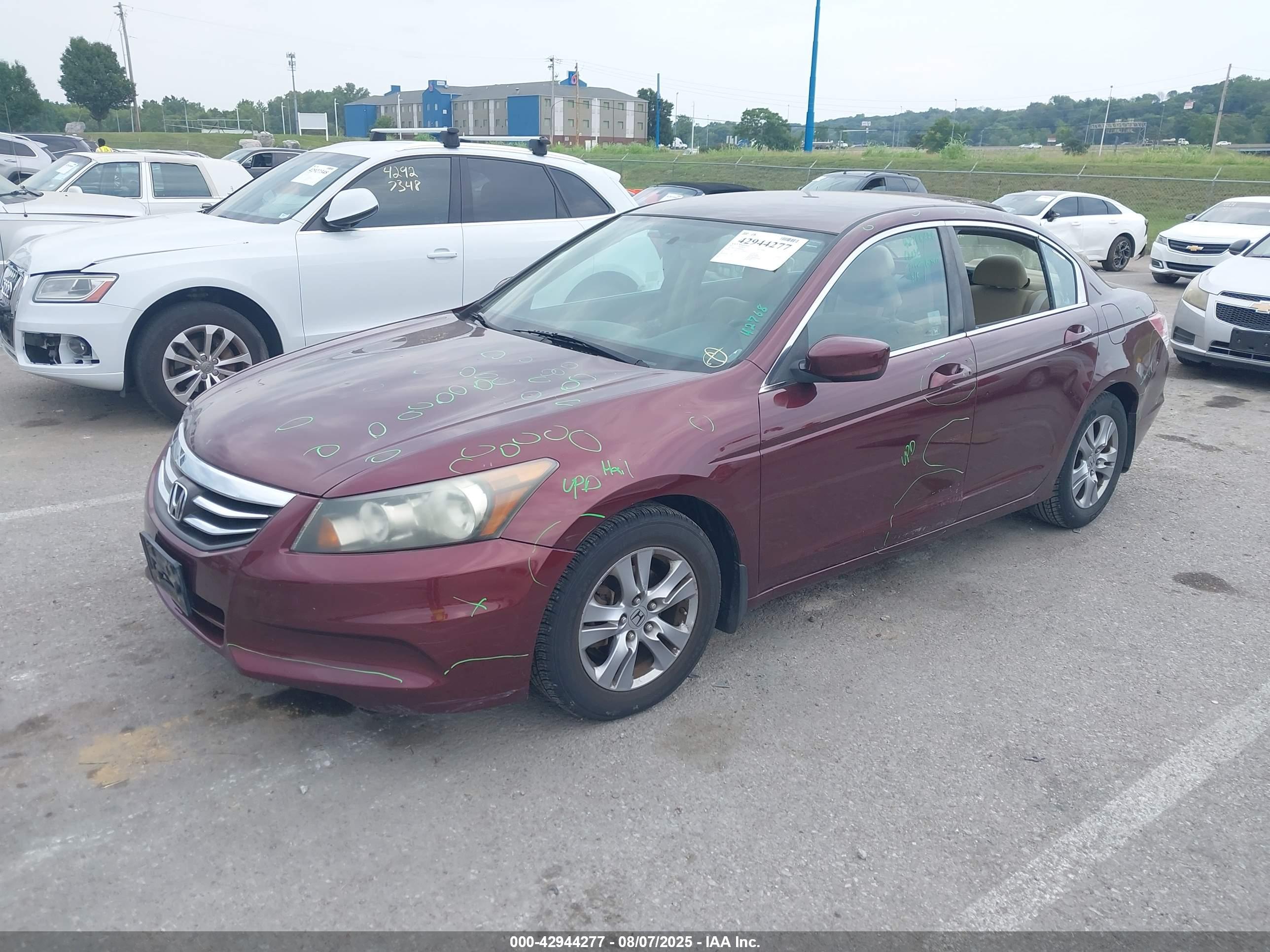 HONDA ACCORD image 2