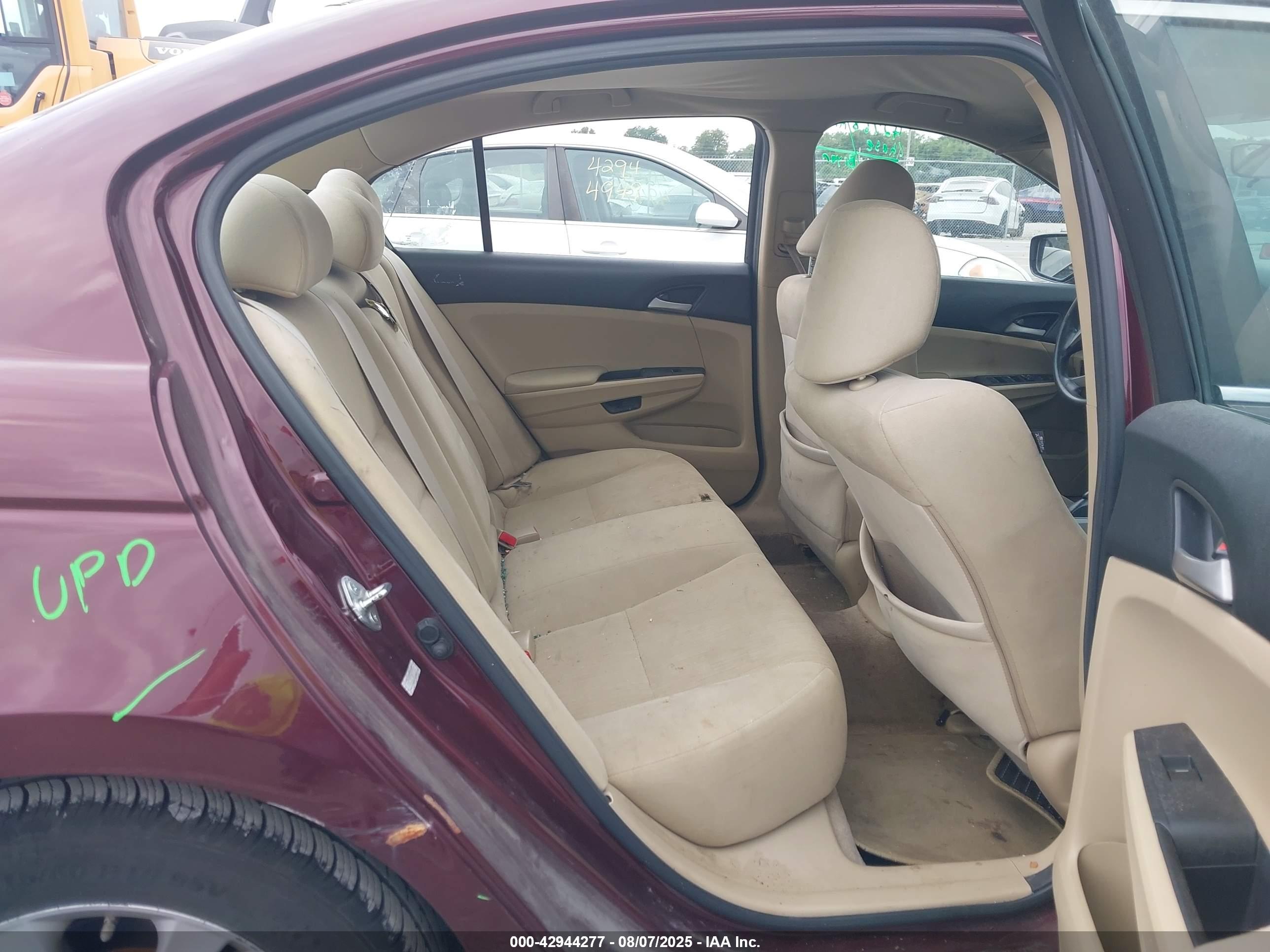 HONDA ACCORD image 8