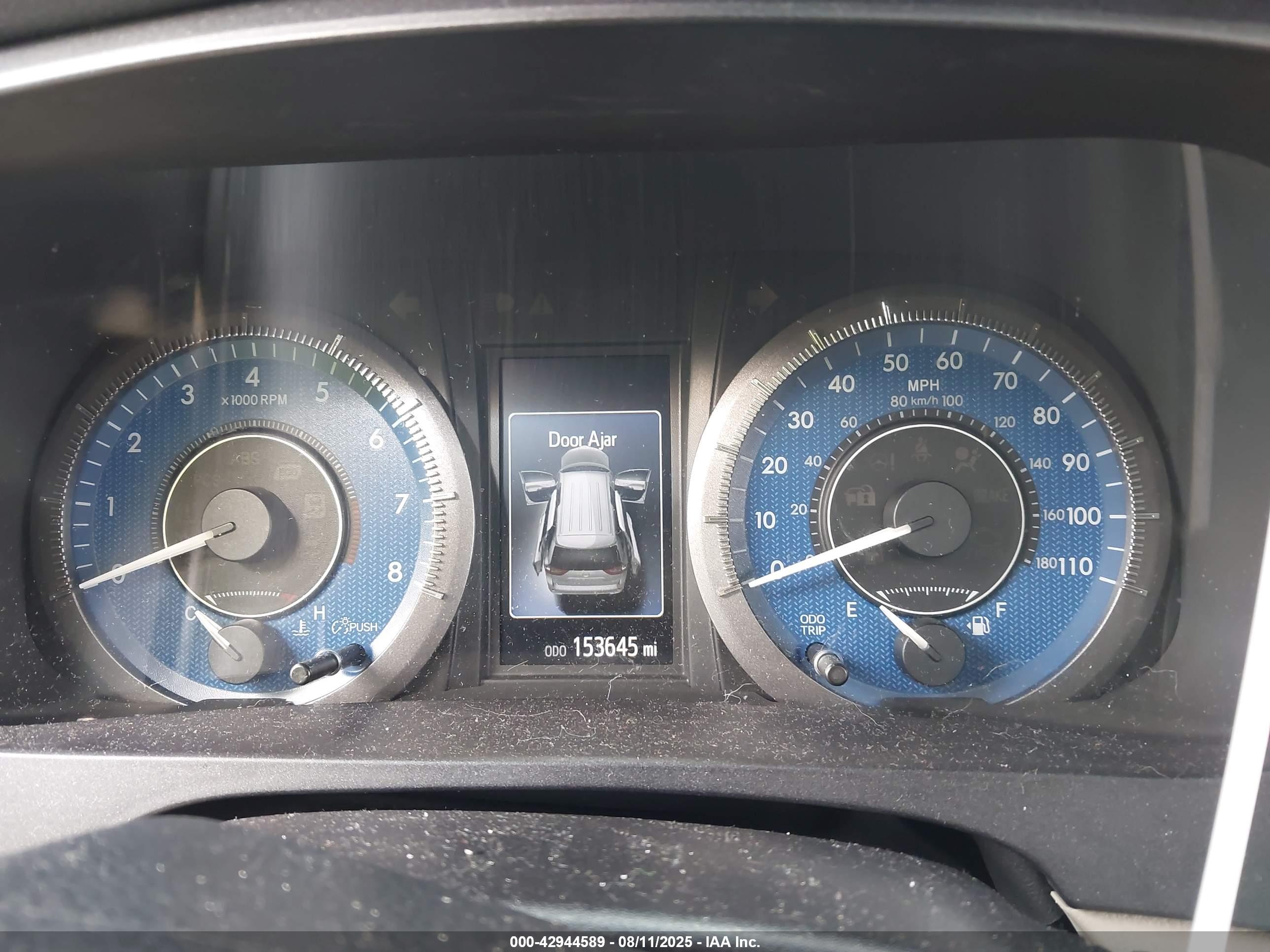 TOYOTA SIENNA image 7