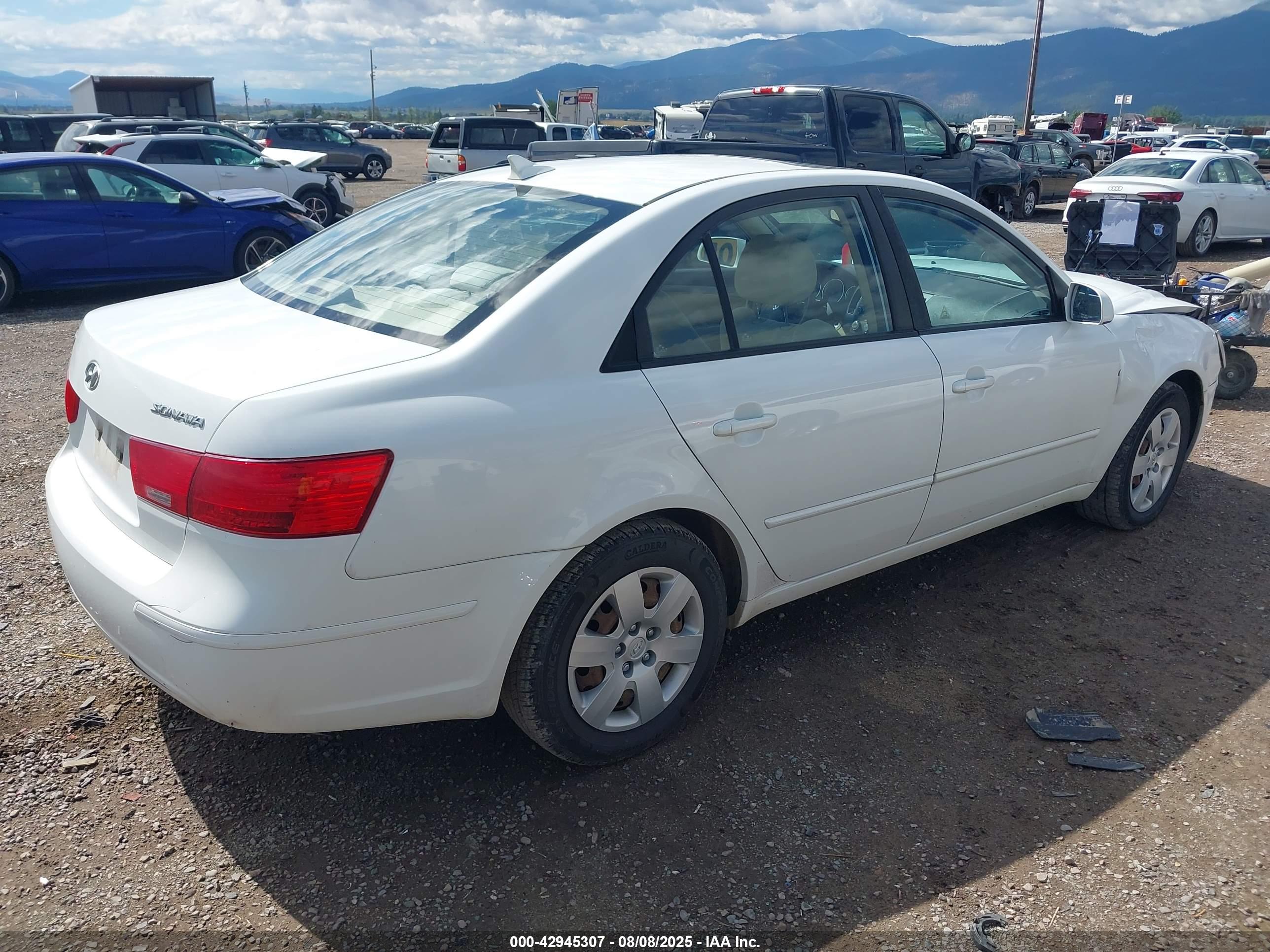 HYUNDAI SONATA image 4
