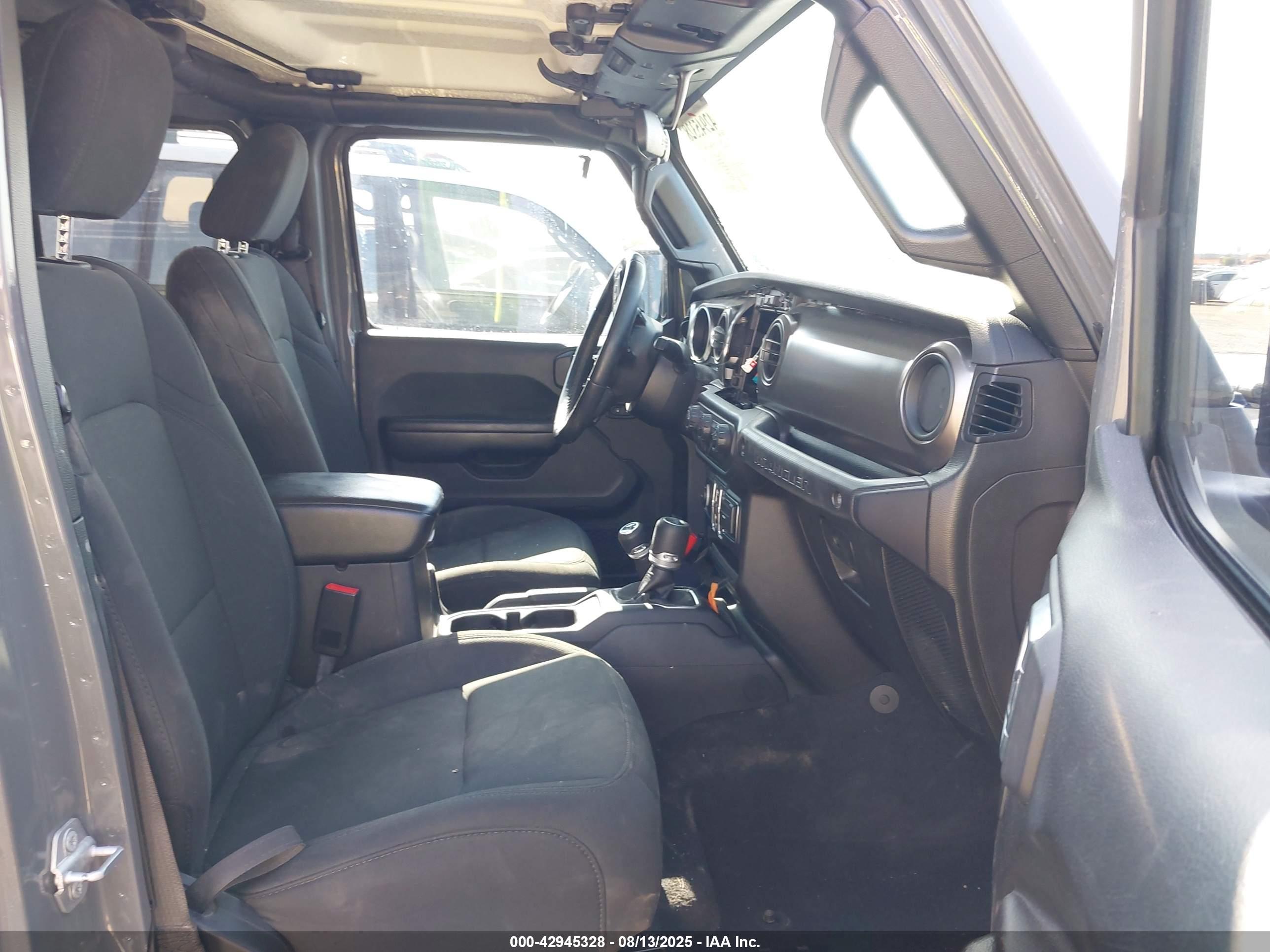 JEEP WRANGLER image 5