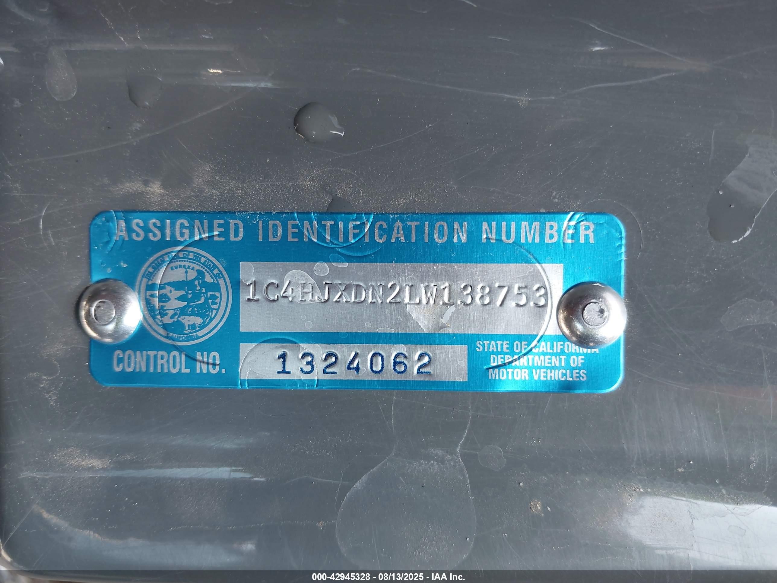 JEEP WRANGLER image 9