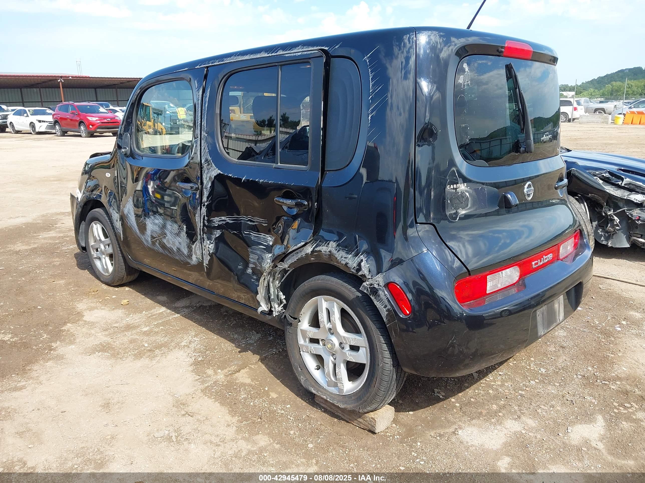 NISSAN CUBE image 3