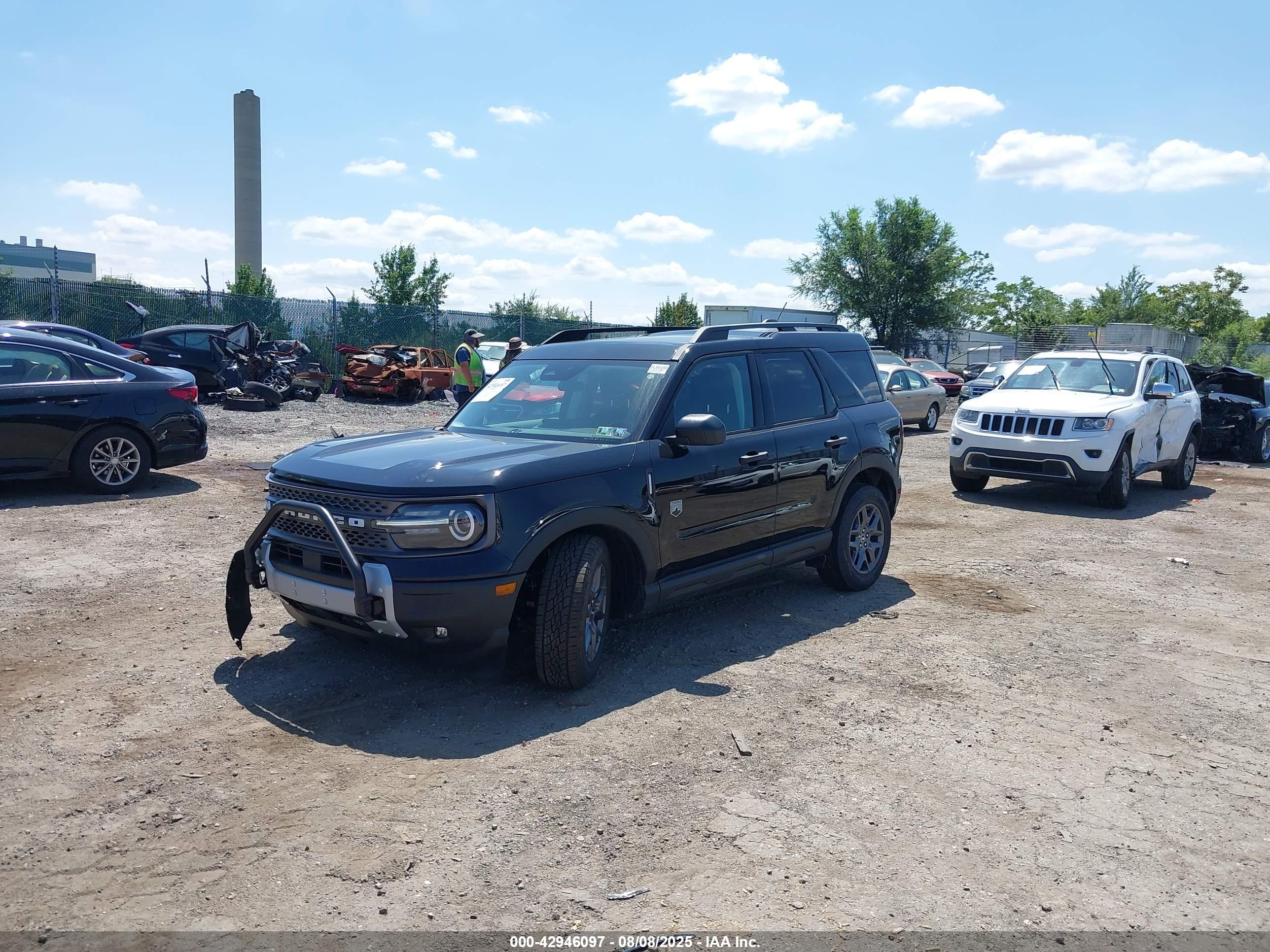 FORD BRONCO image 2