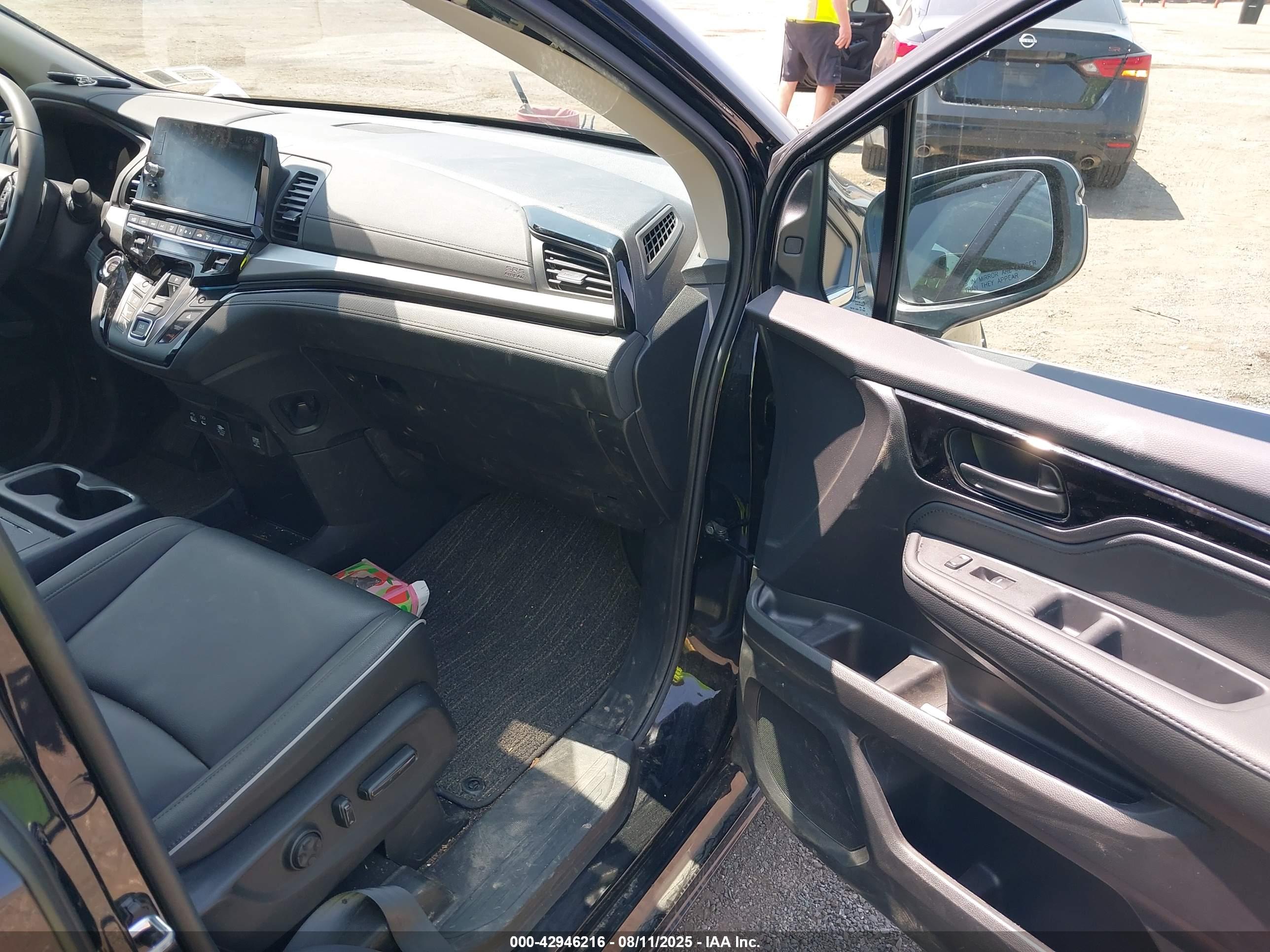 HONDA ODYSSEY image 5