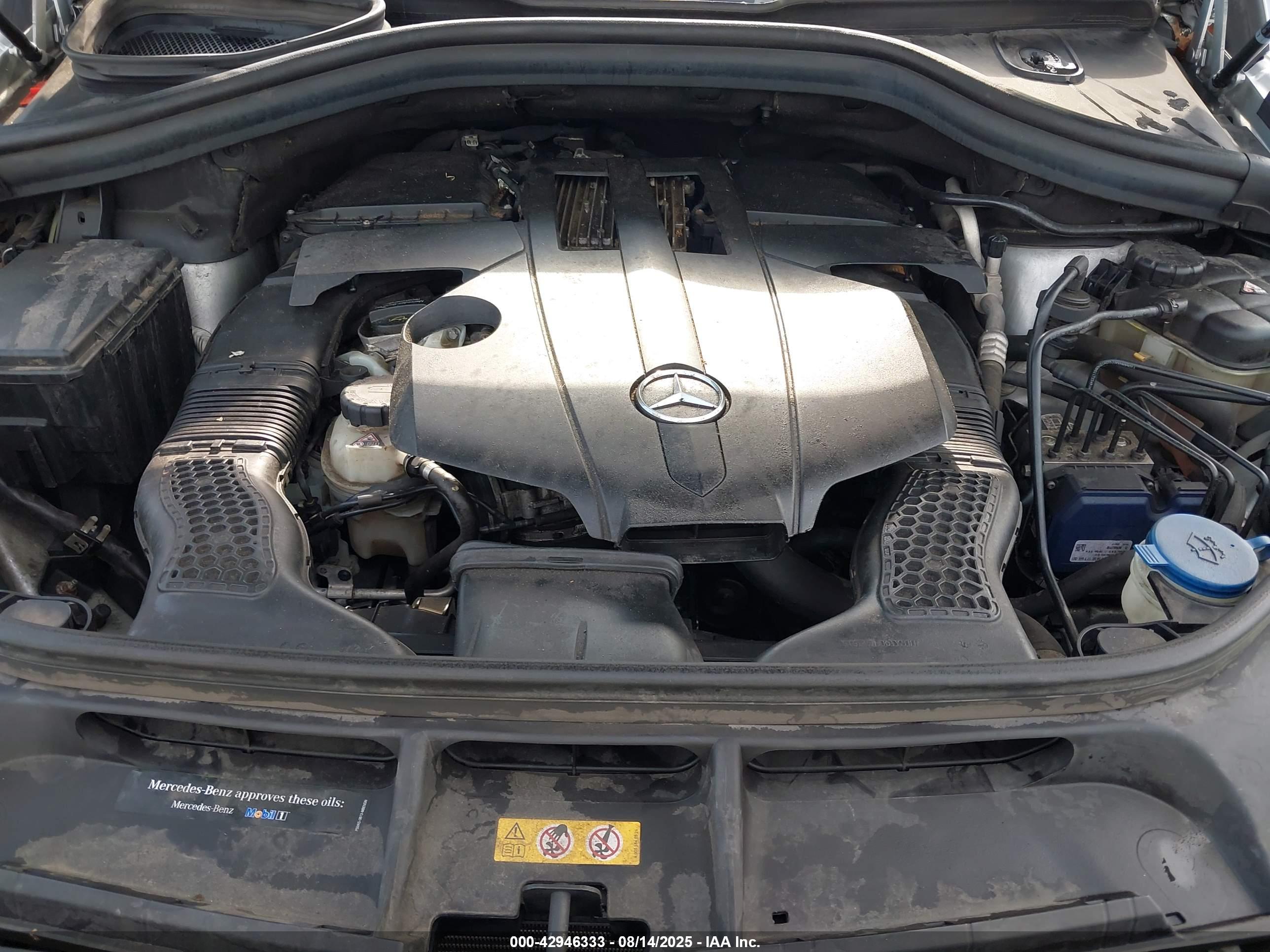 MERCEDES-BENZ GLS image 10