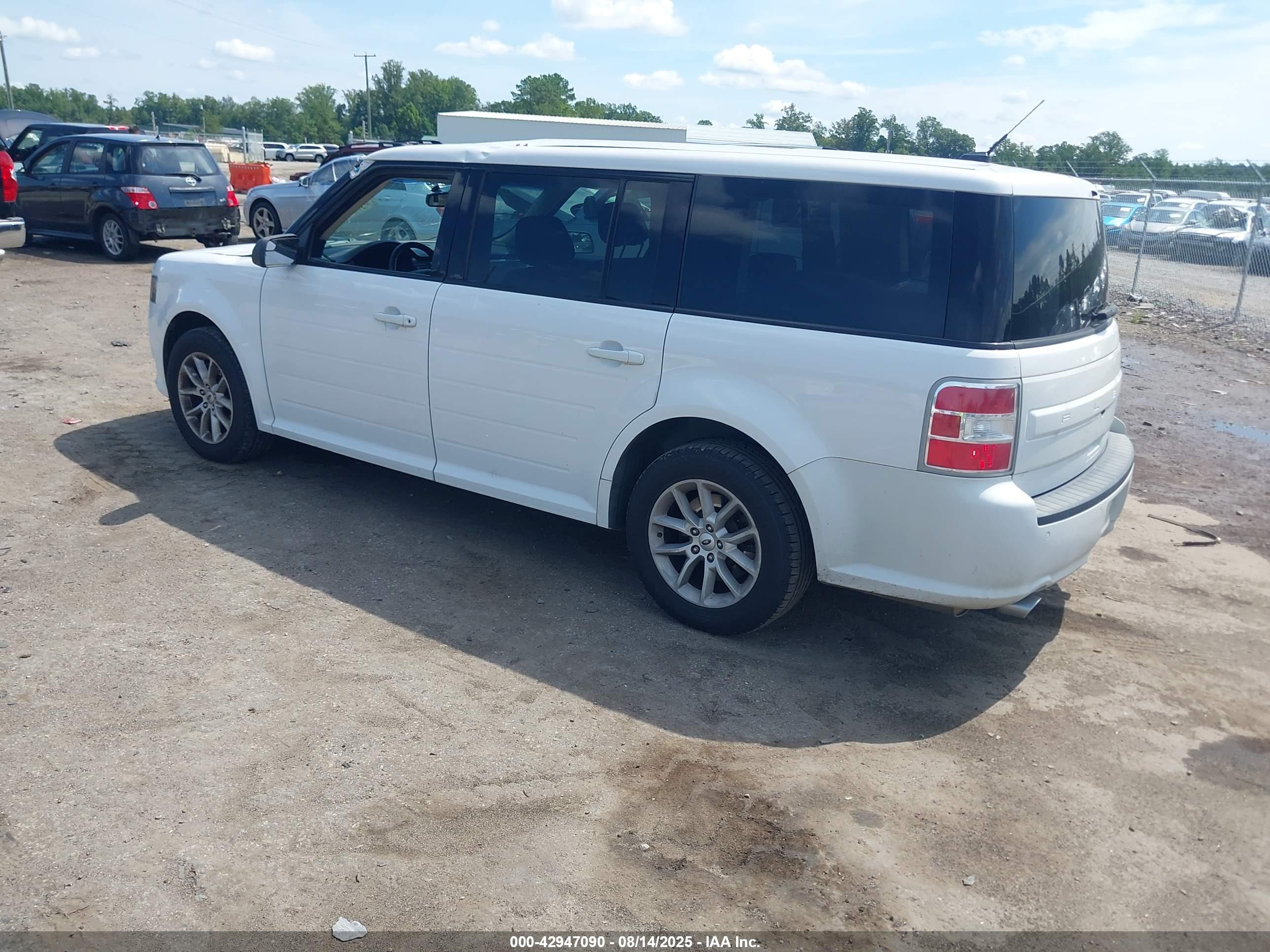 FORD FLEX image 3