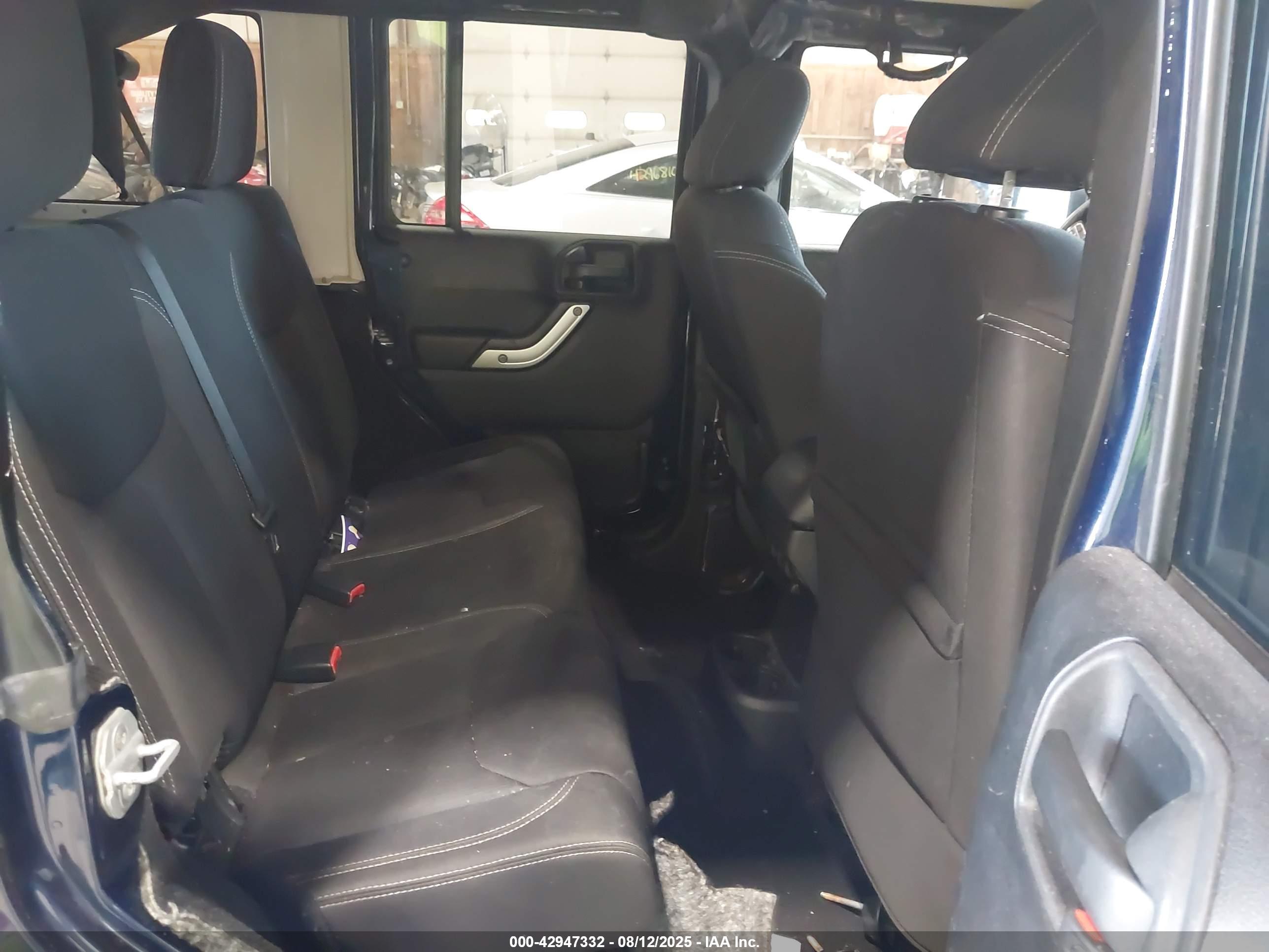 JEEP WRANGLER image 8