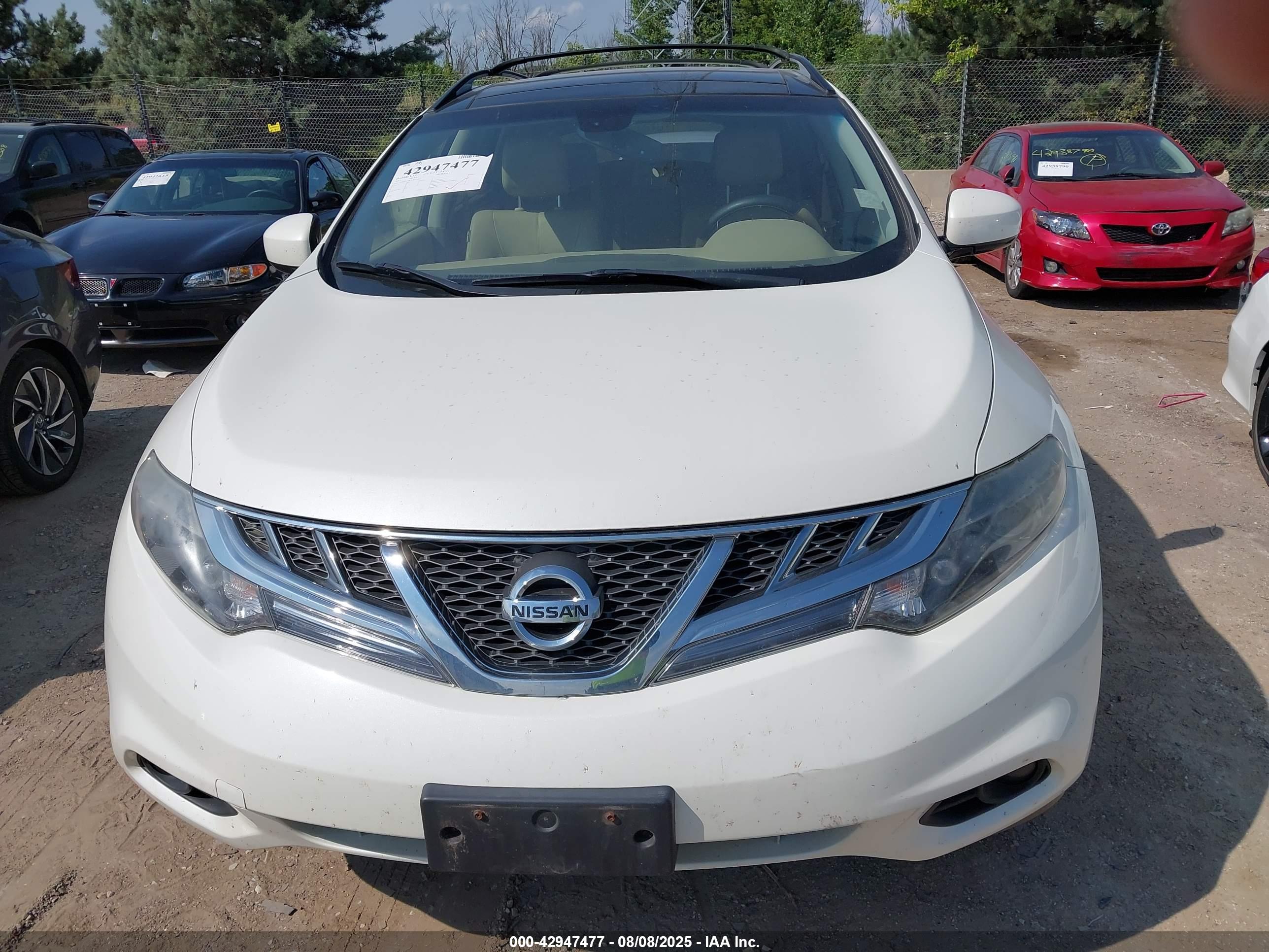 NISSAN MURANO image 6