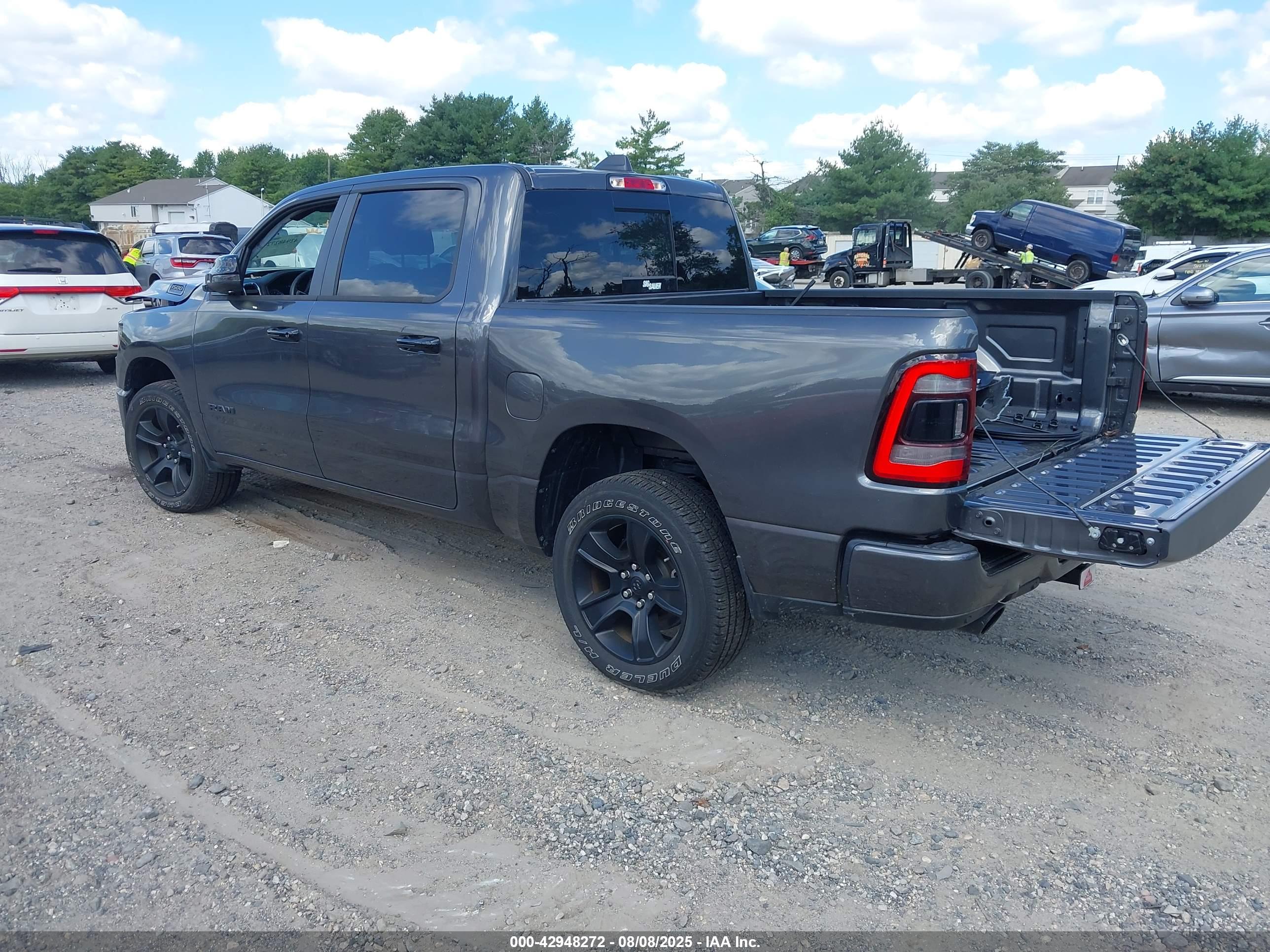 RAM 1500 image 3