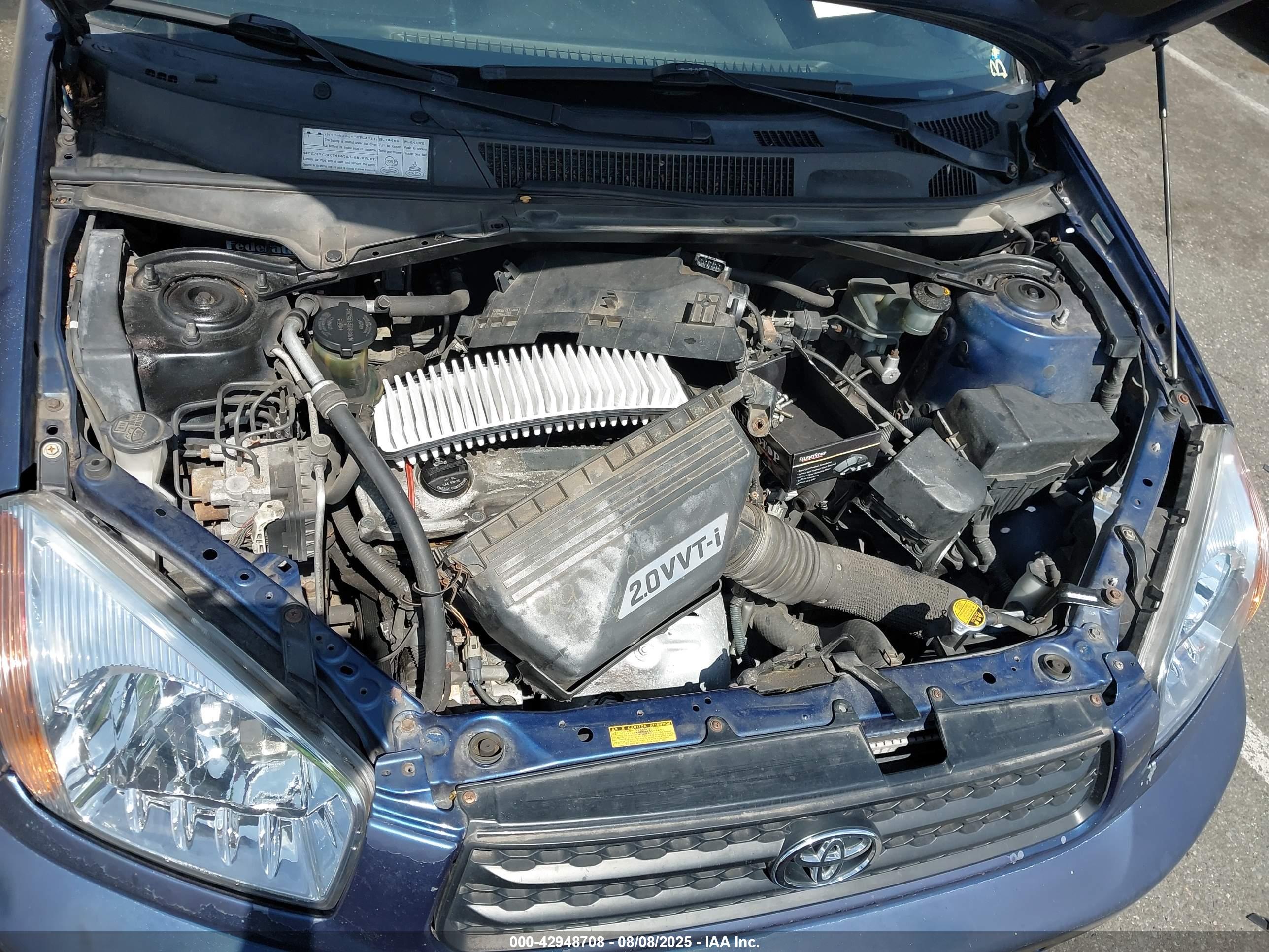 TOYOTA RAV4 image 10