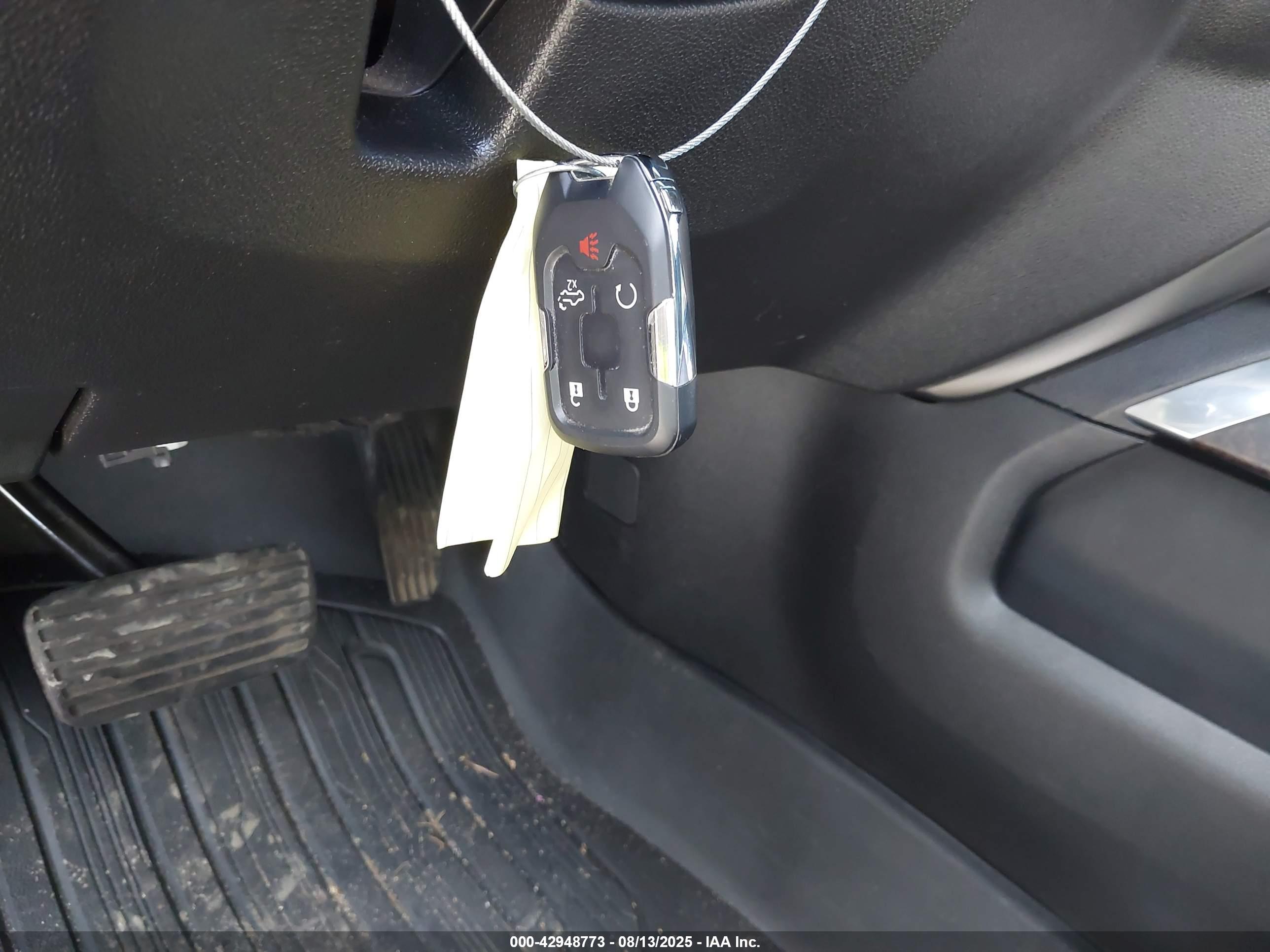 GMC SIERRA image 11