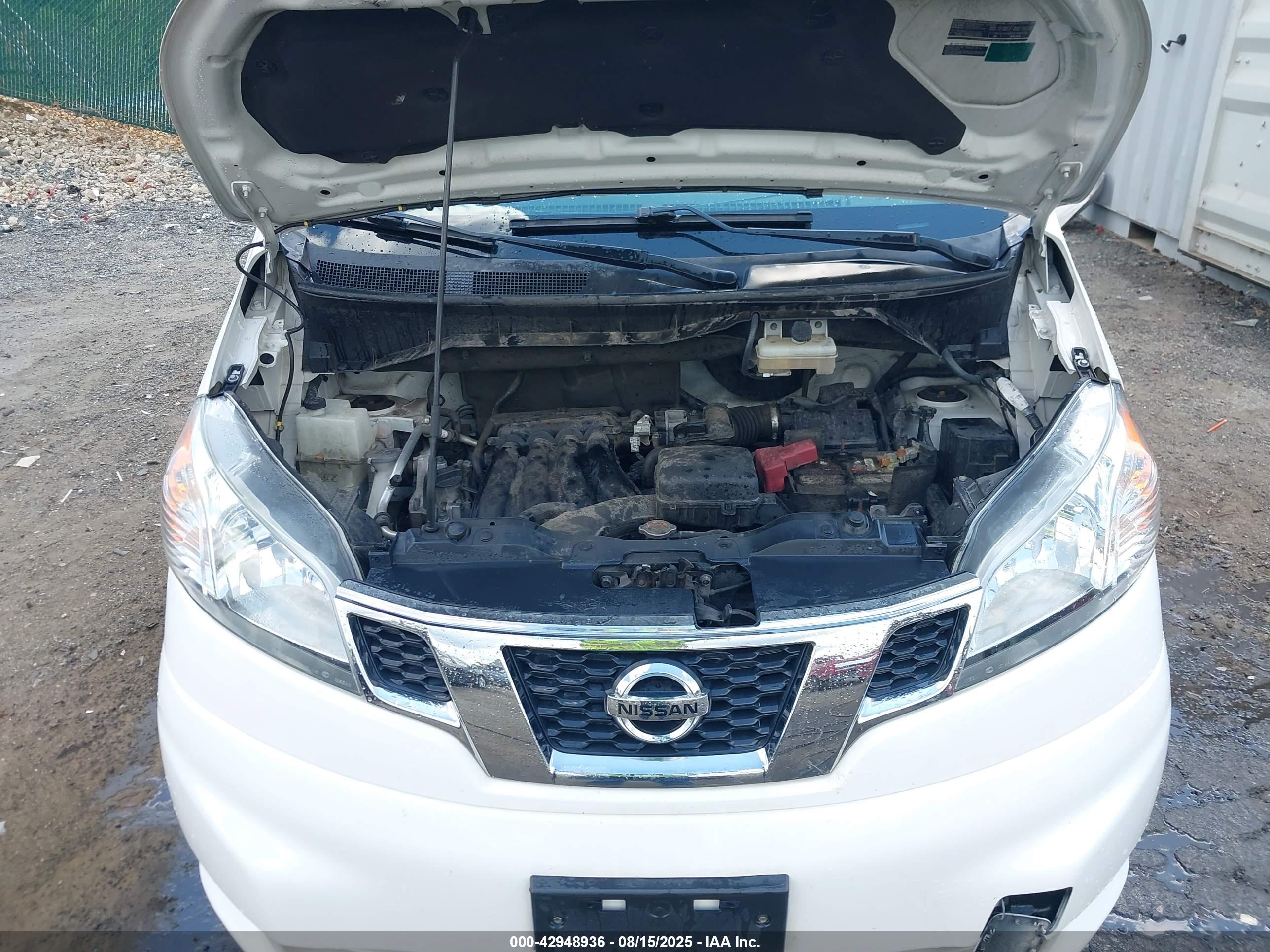 NISSAN NV200 image 10