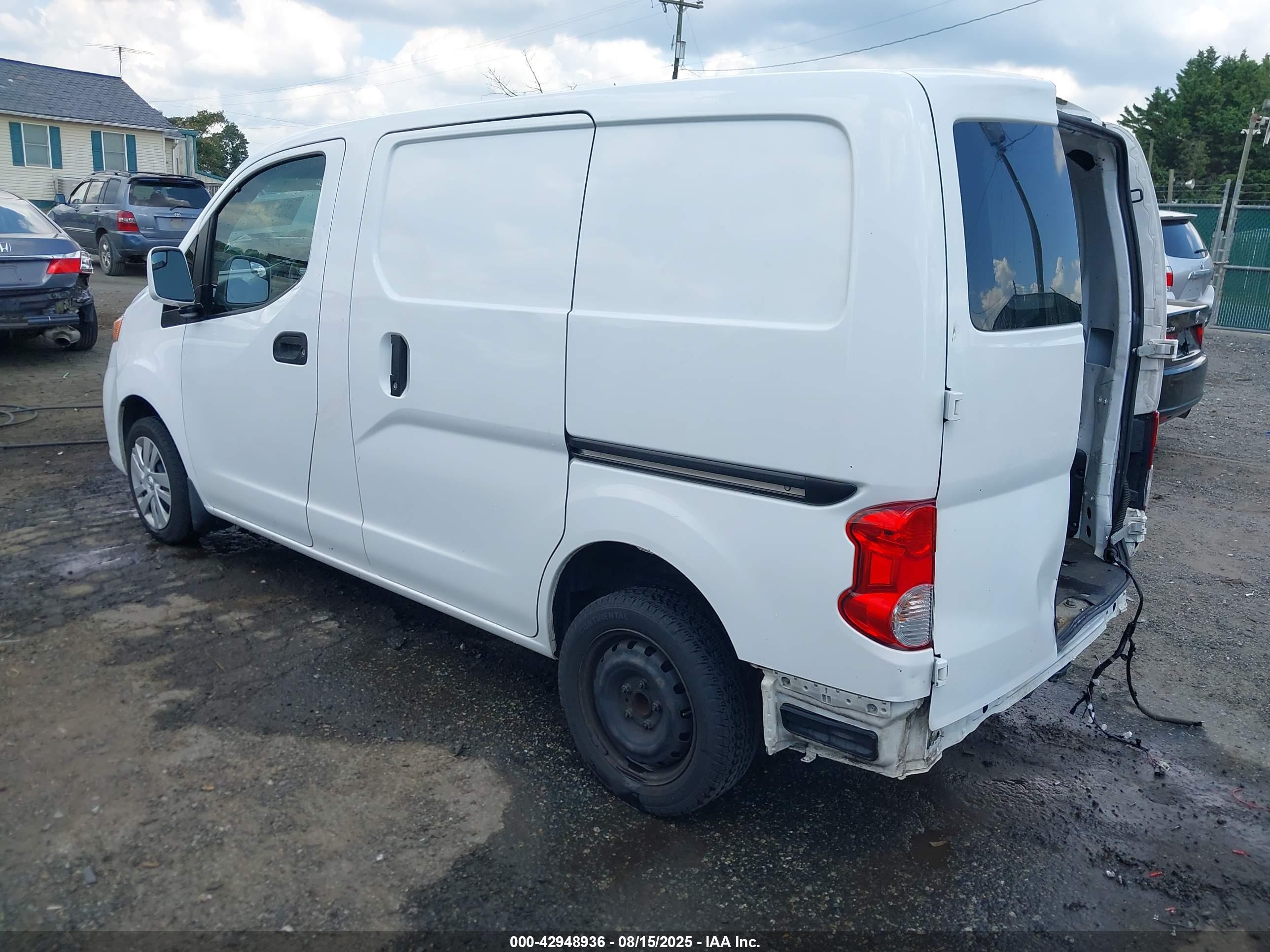 NISSAN NV200 image 3