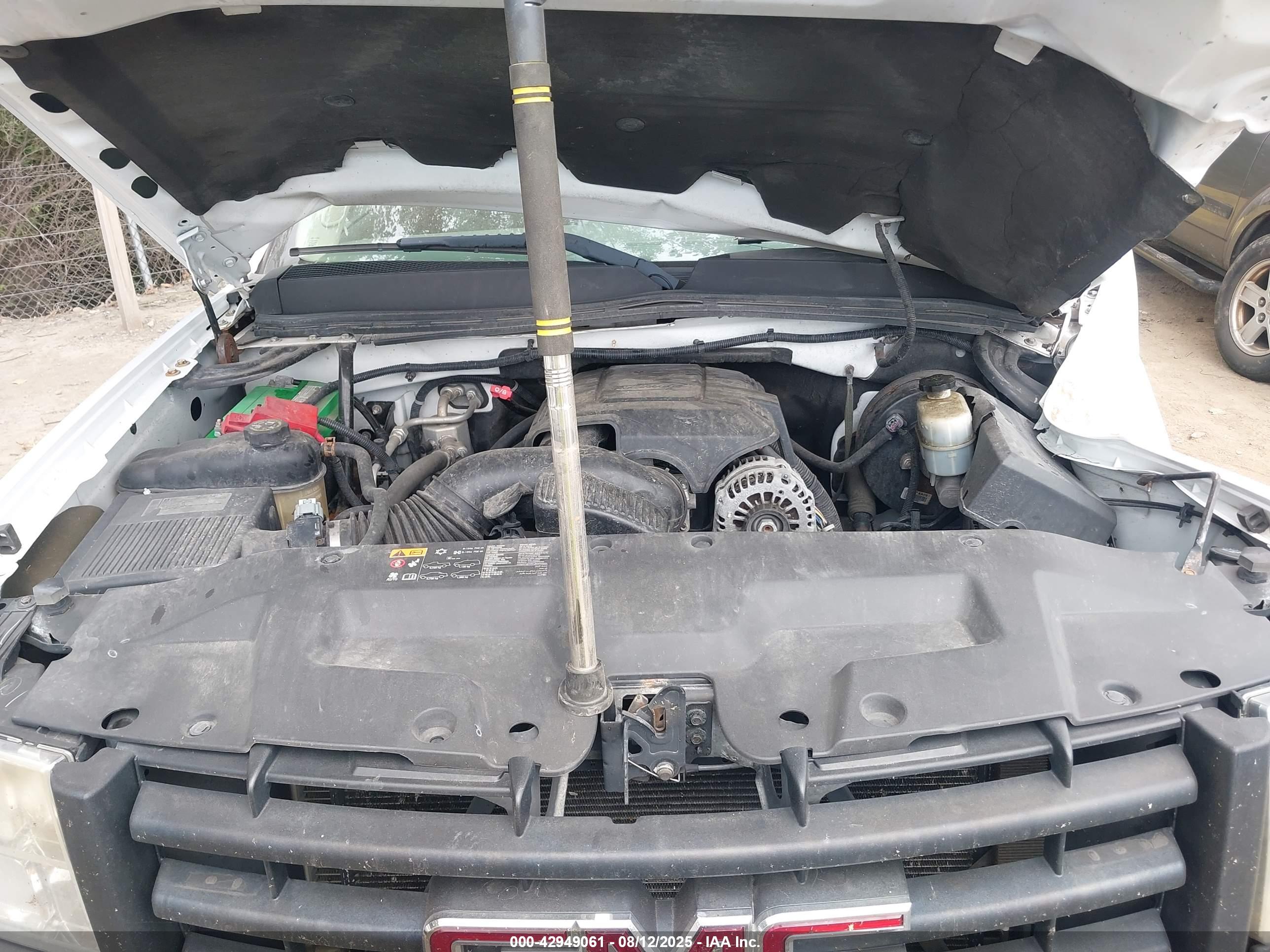 GMC SIERRA image 10