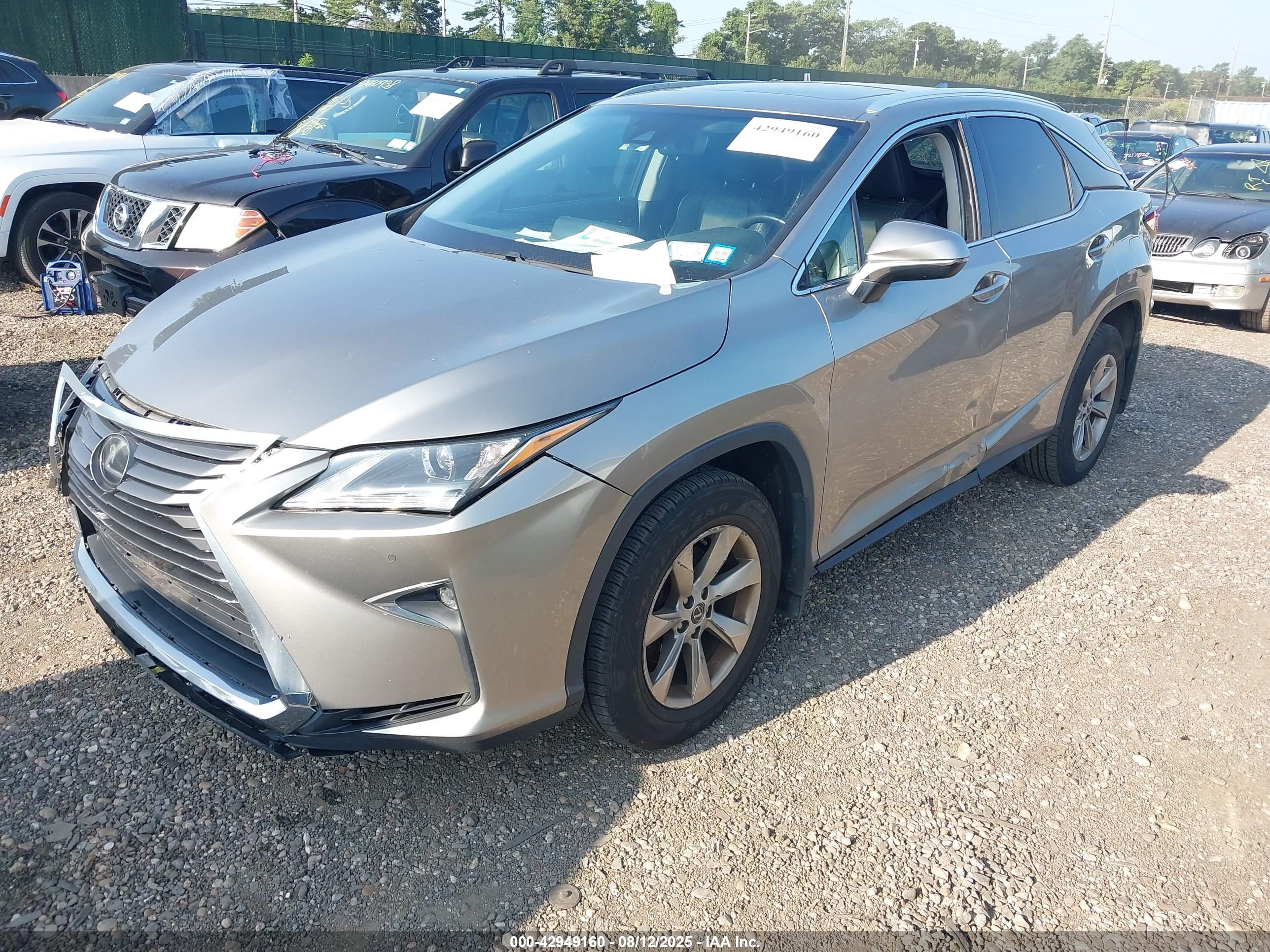 LEXUS RX image 2