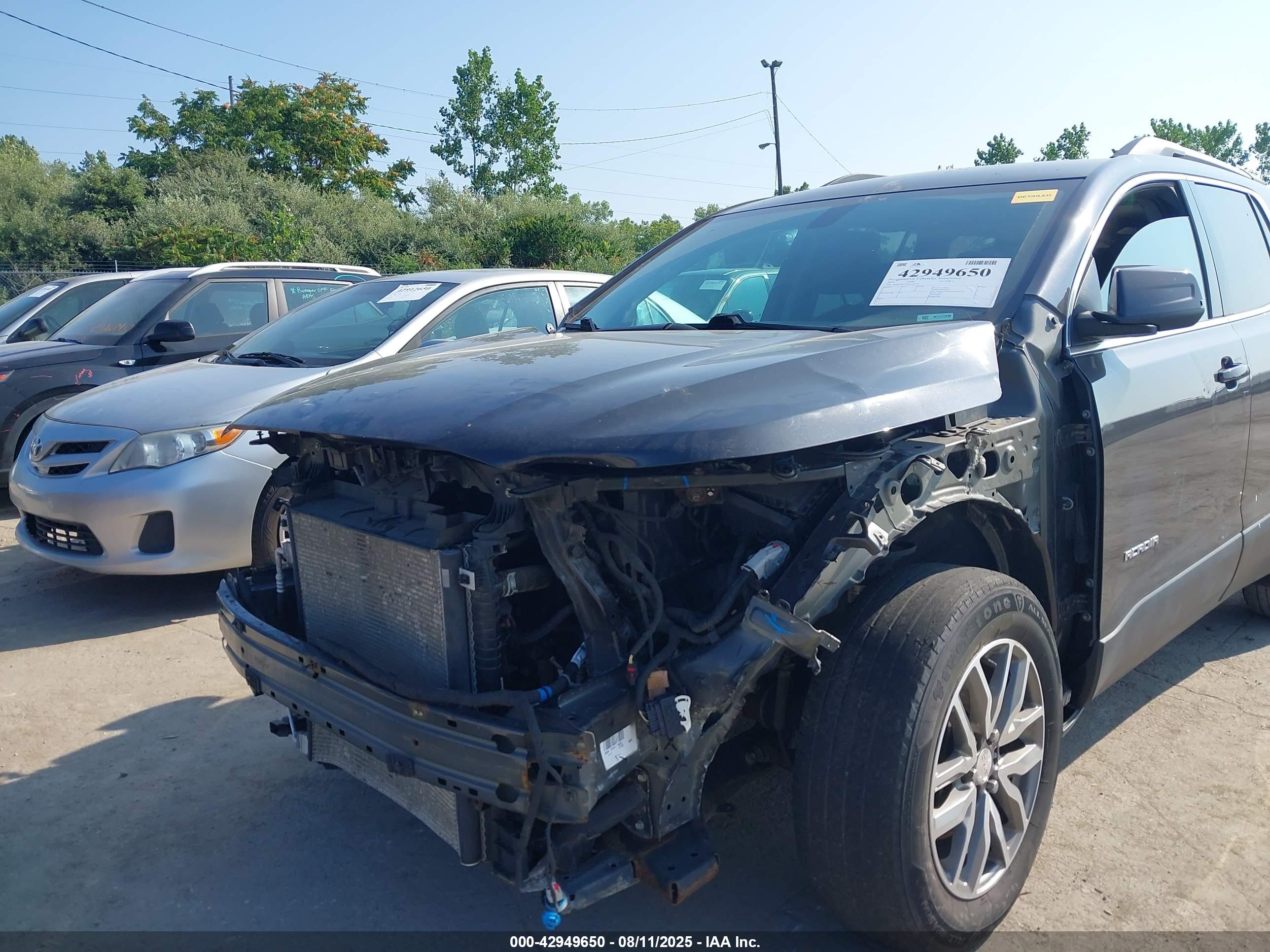 GMC ACADIA image 6