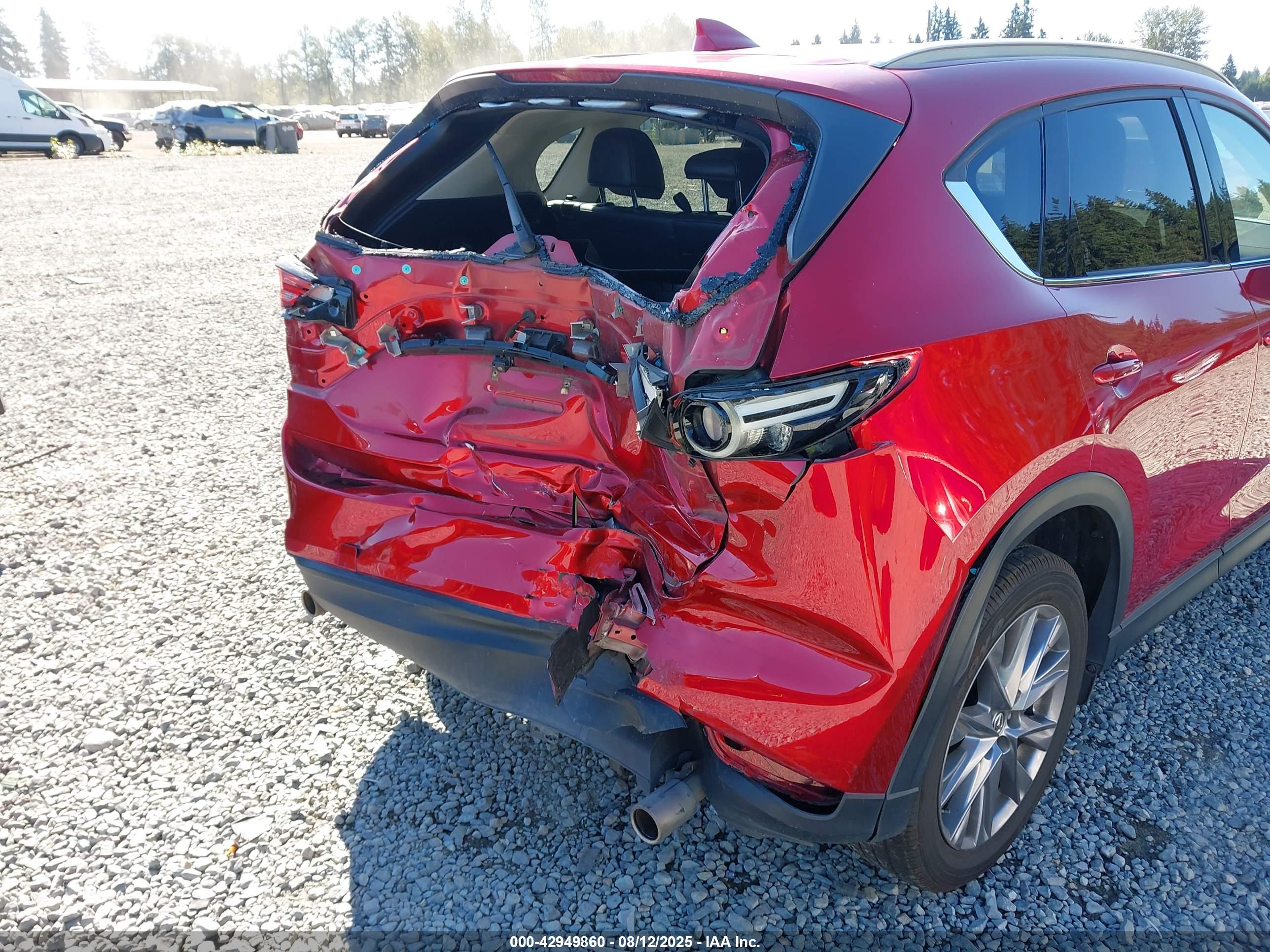 MAZDA CX-5 image 6