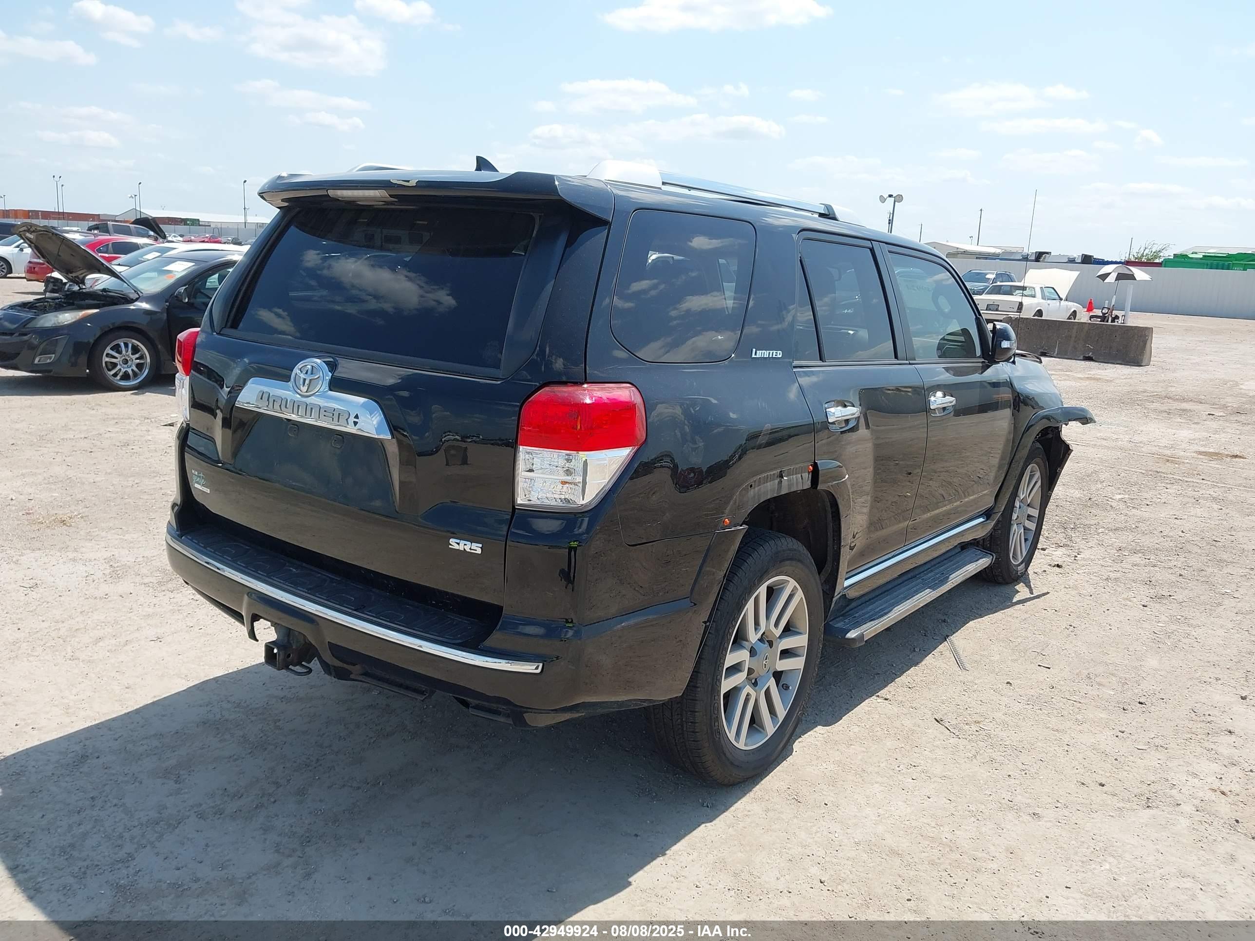TOYOTA 4RUNNER image 4