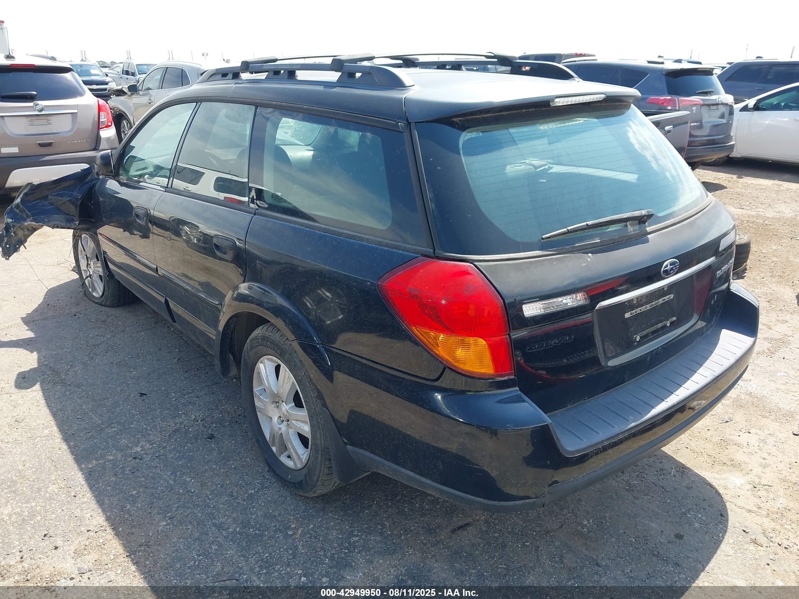 SUBARU OUTBACK image 3