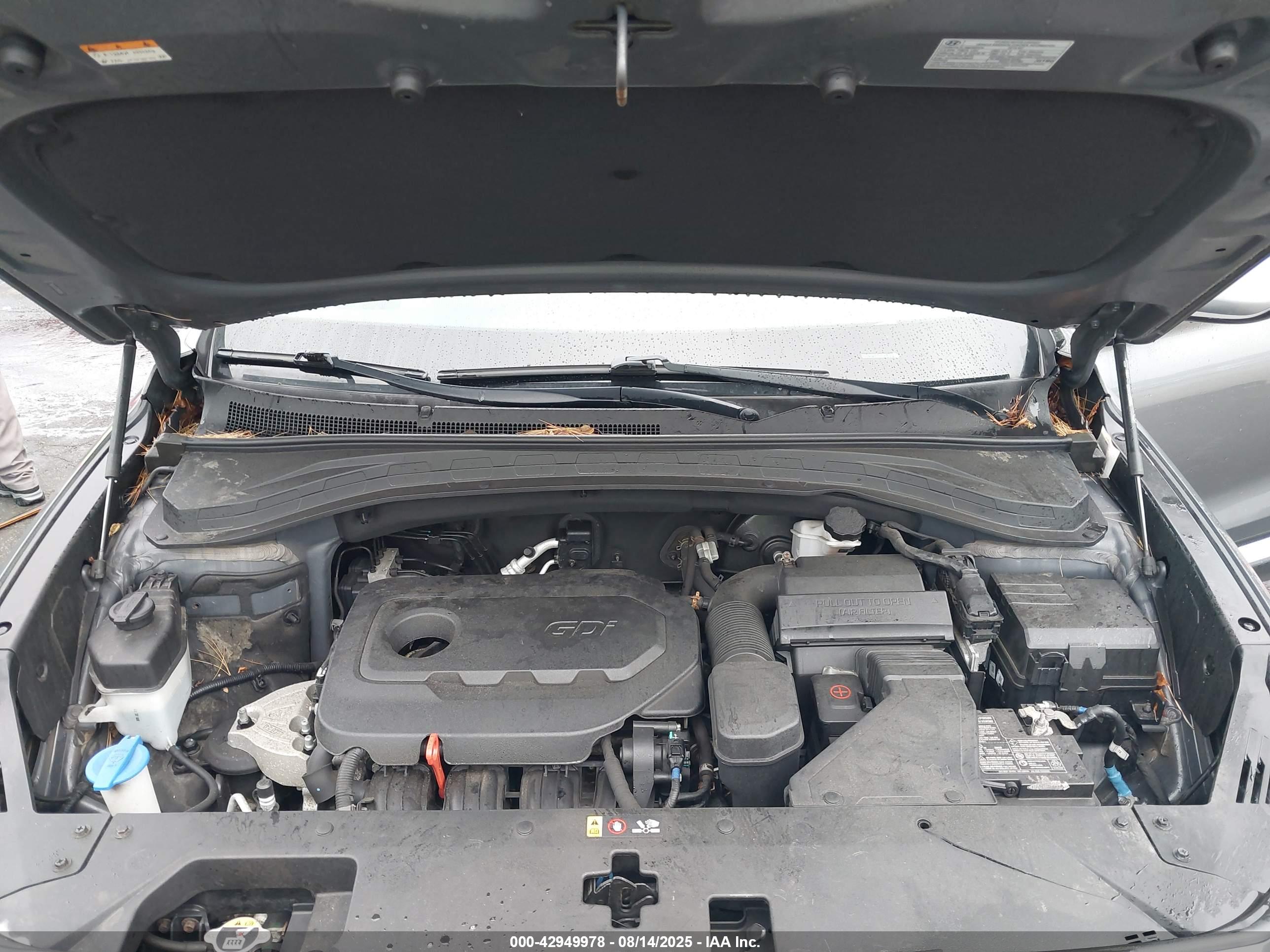 HYUNDAI SANTA image 10