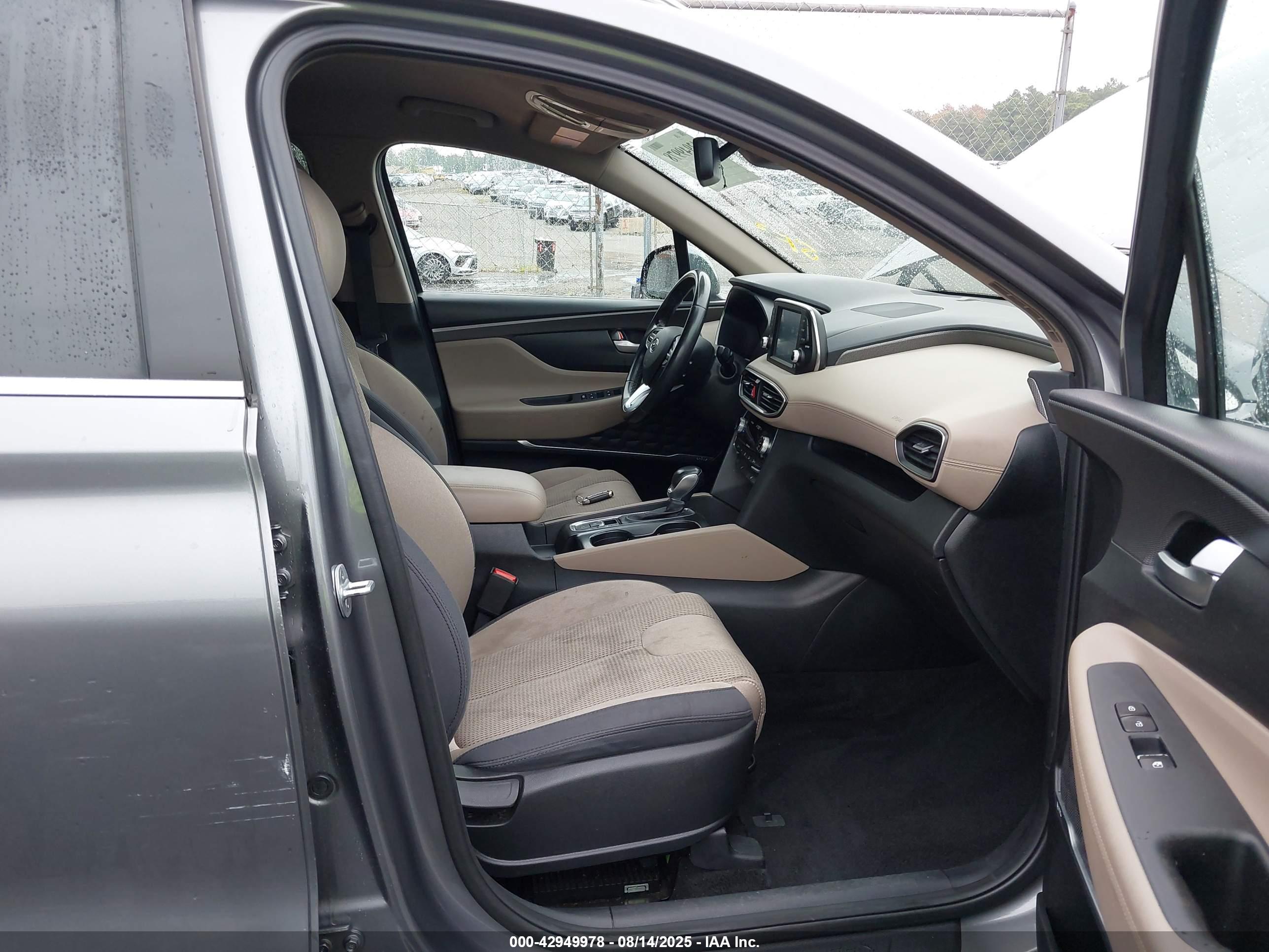 HYUNDAI SANTA image 5