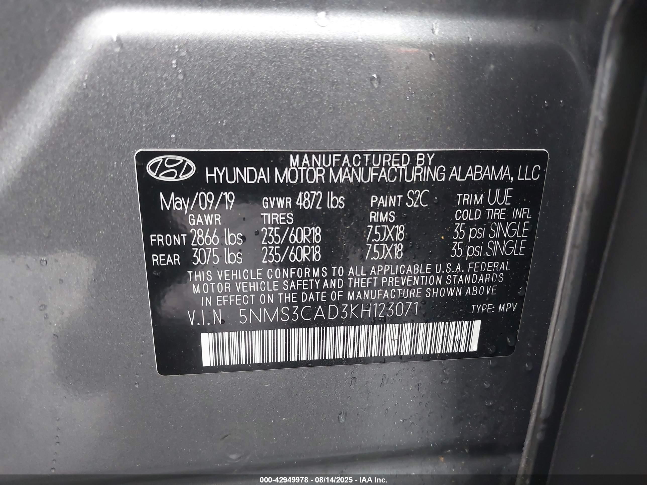 HYUNDAI SANTA image 9