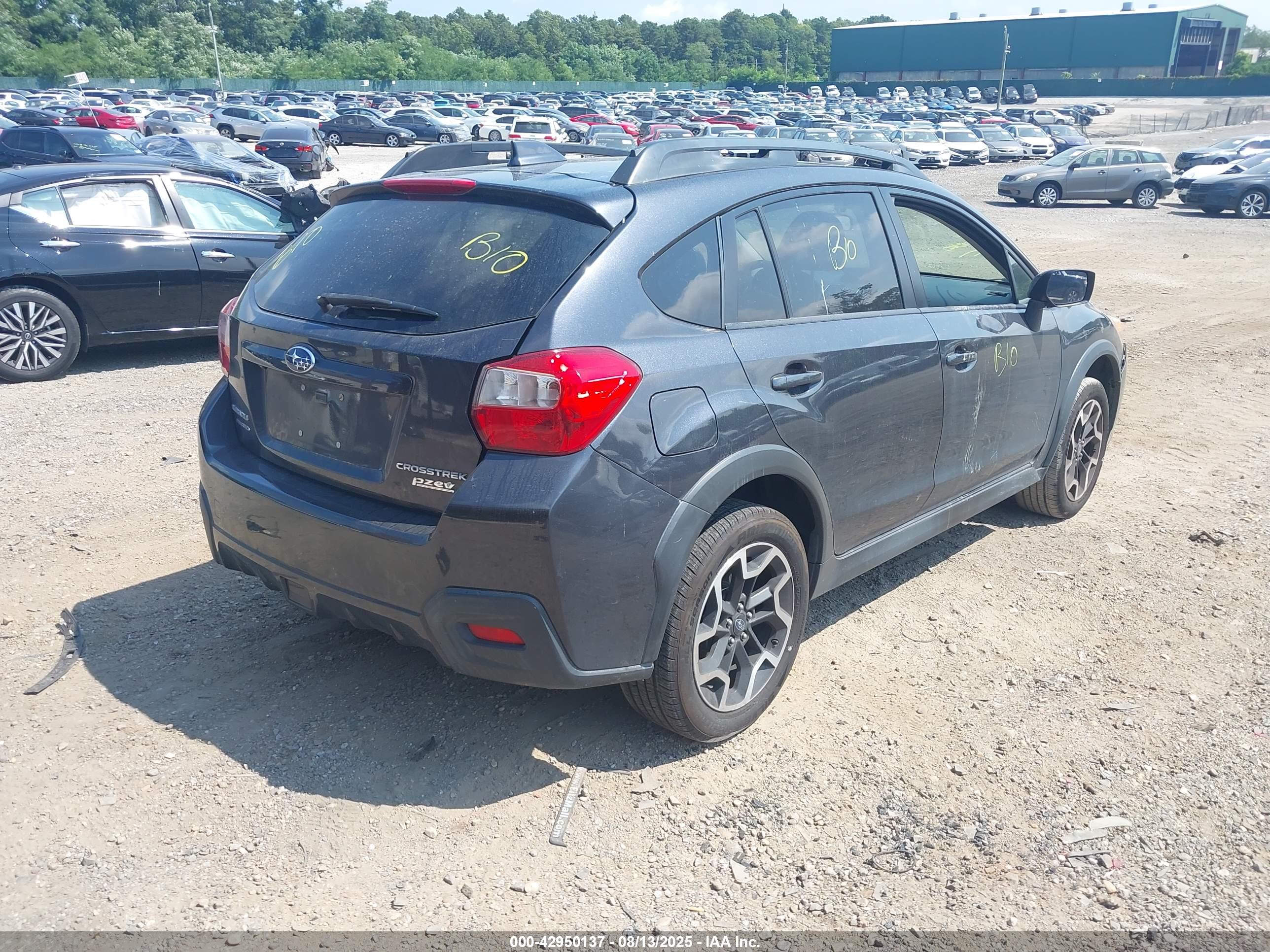 SUBARU CROSSTREK image 4