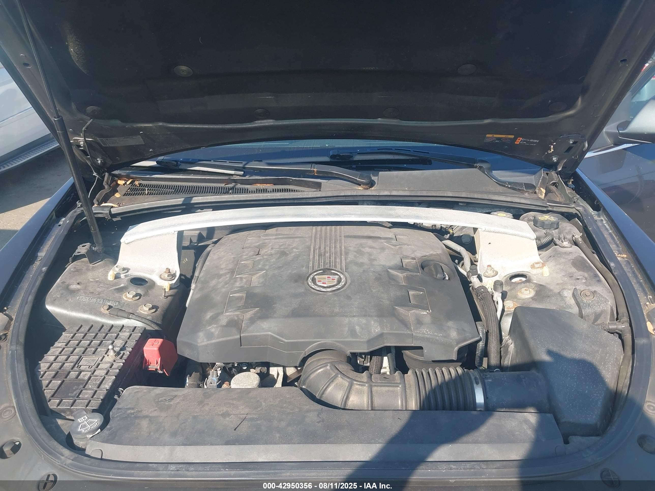 CADILLAC CTS image 10