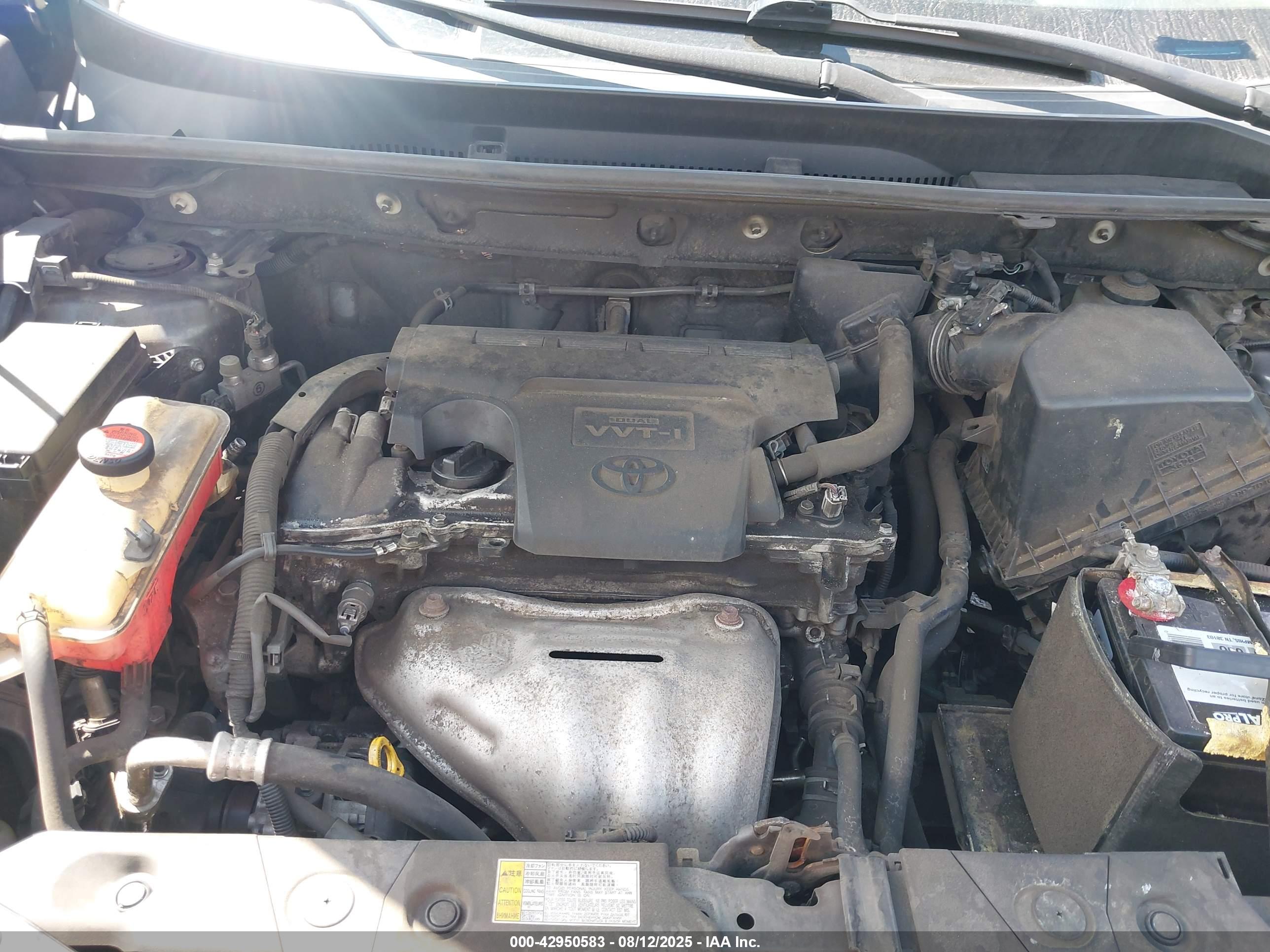 TOYOTA RAV4 image 10