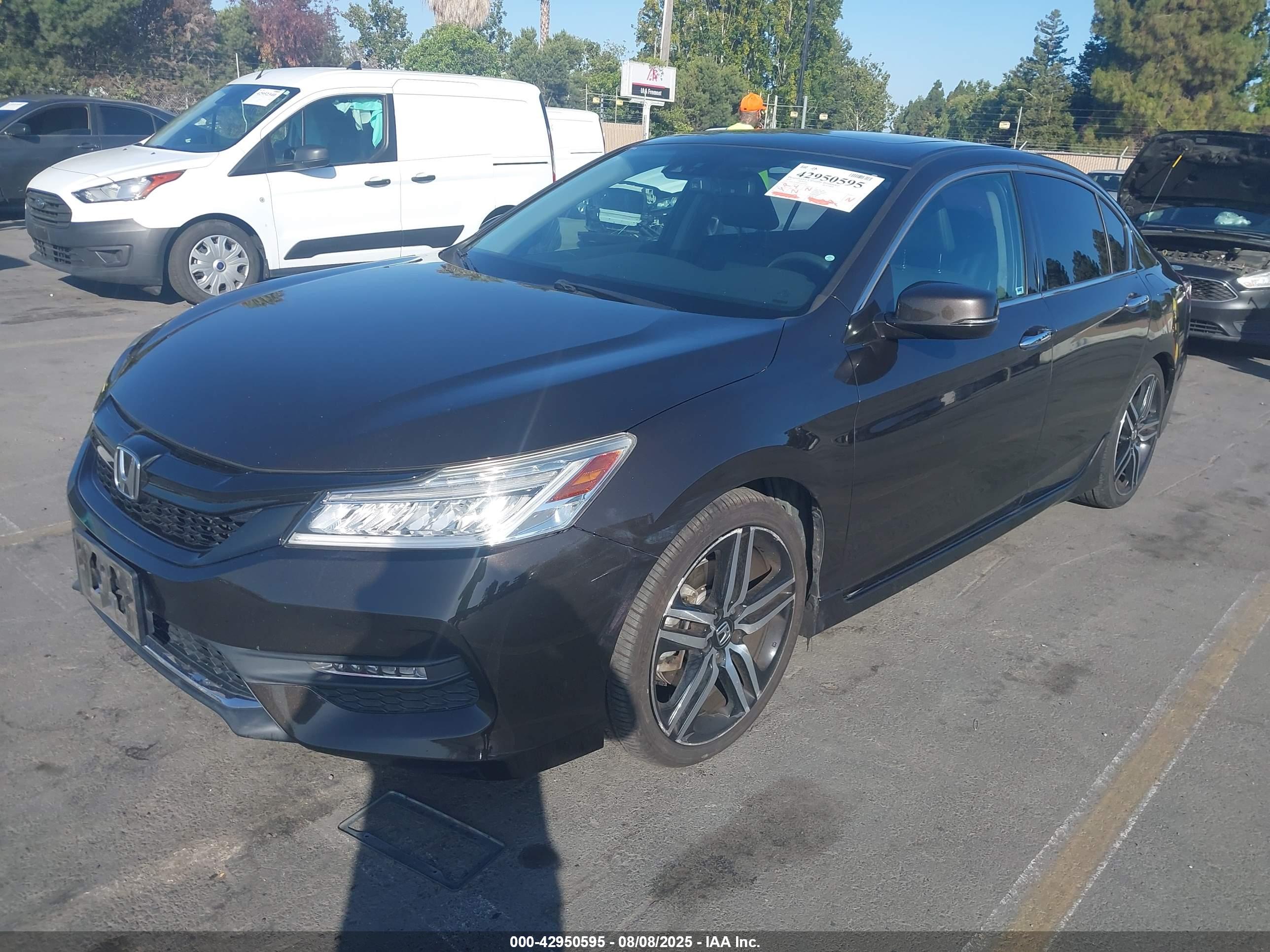 HONDA ACCORD image 2