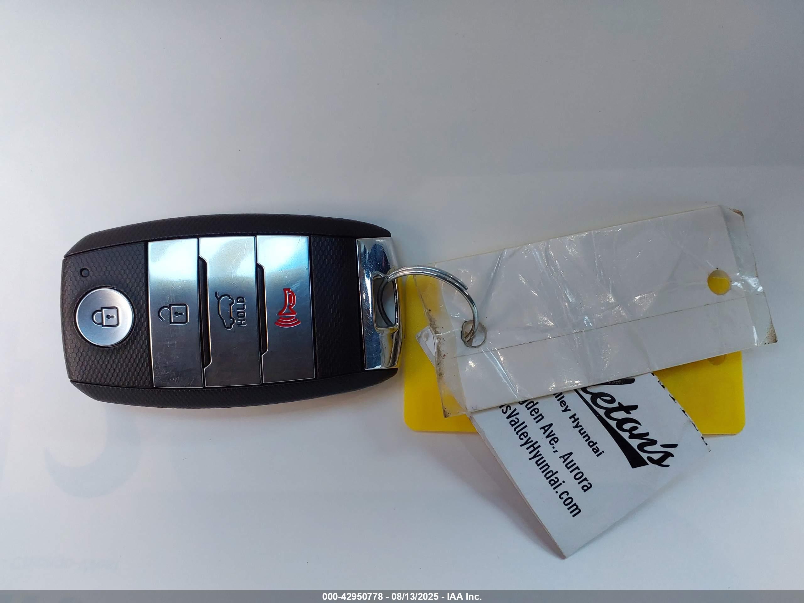 KIA SPORTAGE image 11