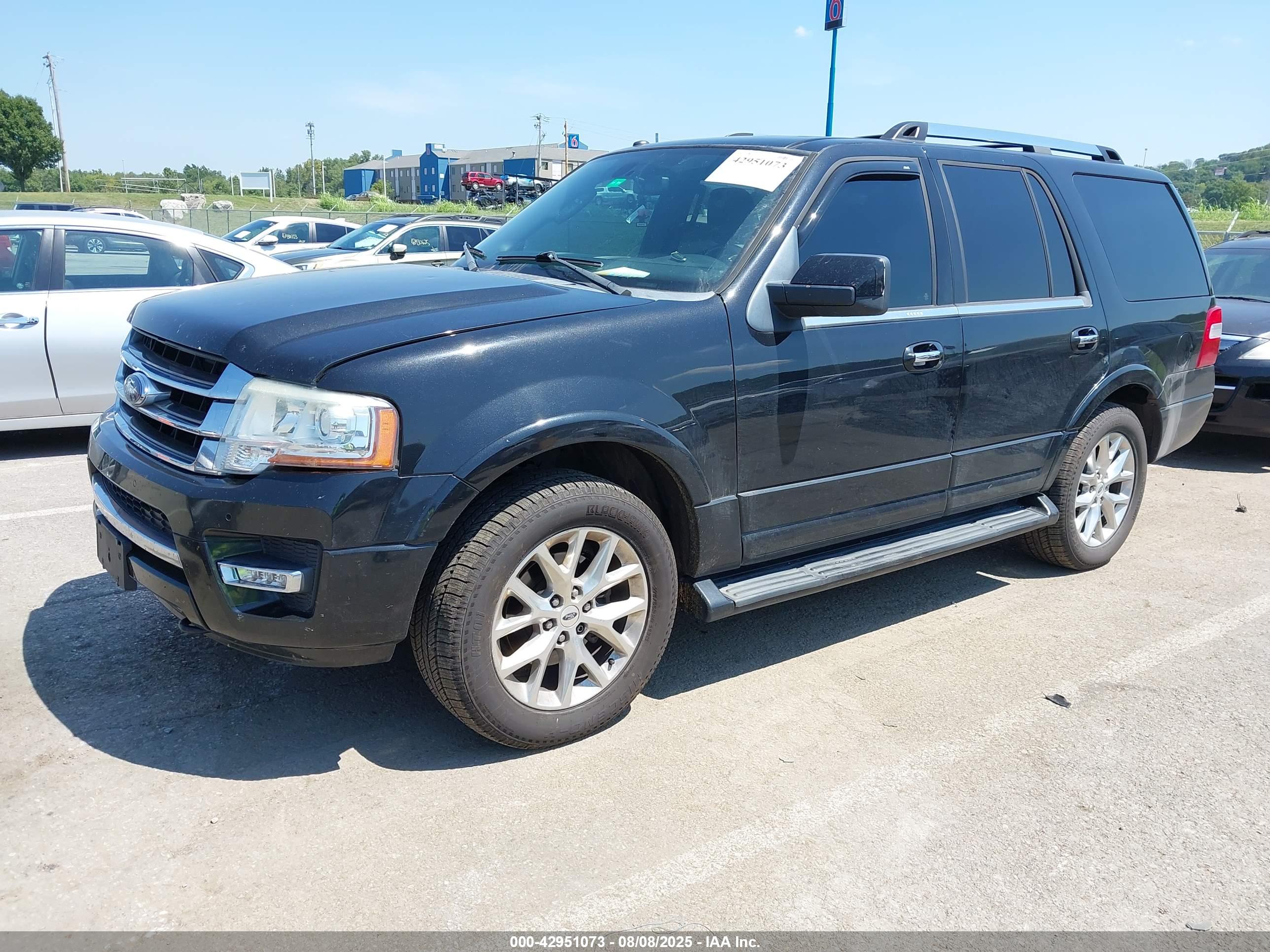 FORD EXPEDITION image 2