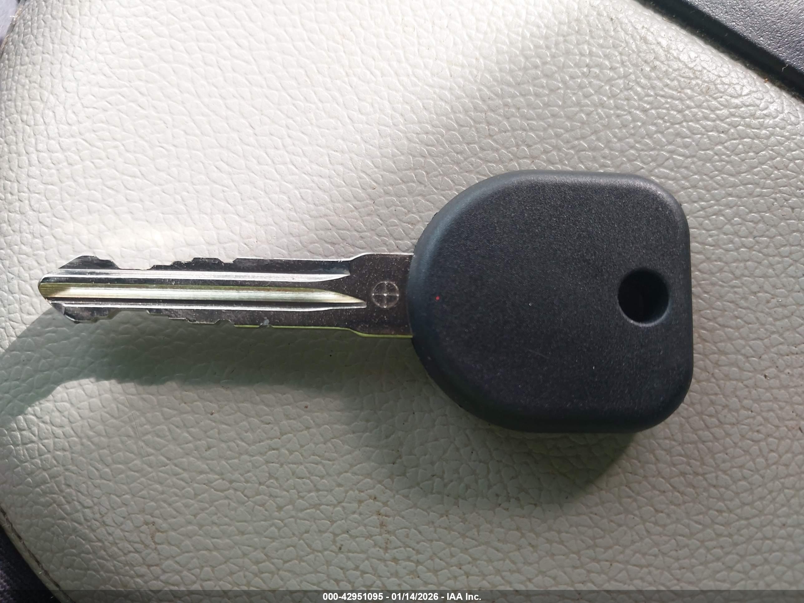 GMC YUKON image 11